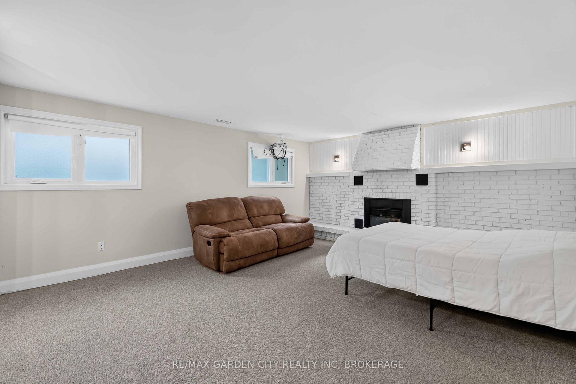 Photo 26 of 3 Fallingbrook Drive, Pelham, Fonthill — HOMEH