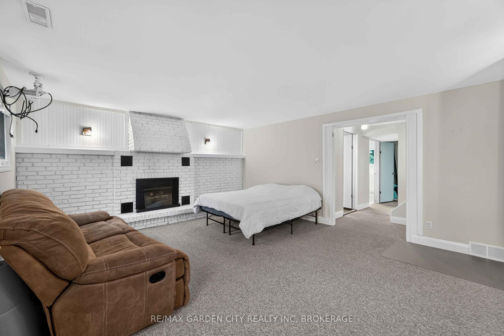 Photo 27 of 3 Fallingbrook Drive, Pelham, Fonthill — HOMEH