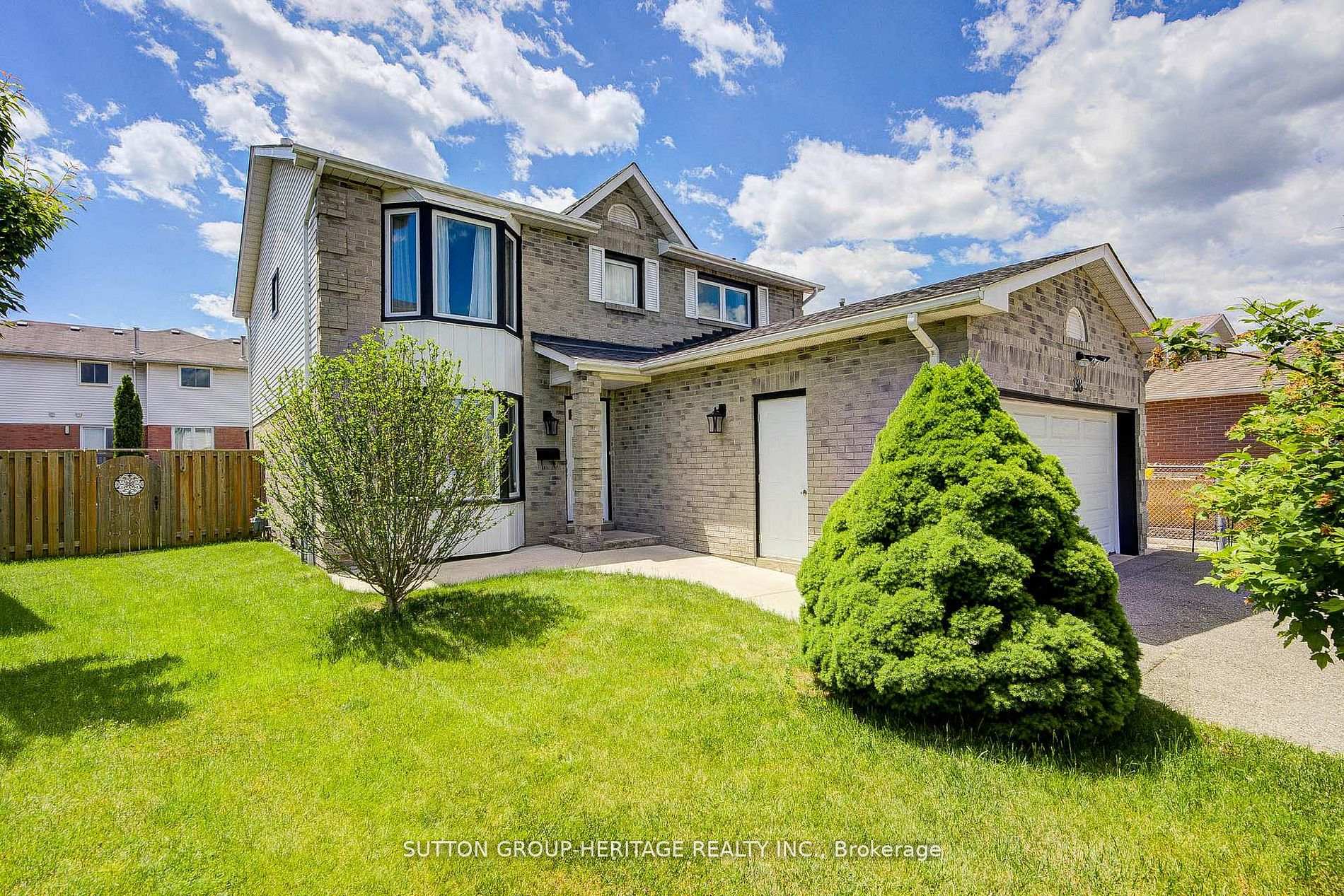 Photo 2 of 138 Reed Drive, Ajax, Central — HOMEH