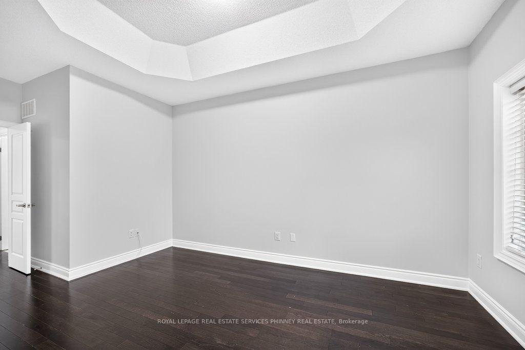 Photo 23 of 222 Moody Drive, Vaughan, Kleinburg — HOMEH