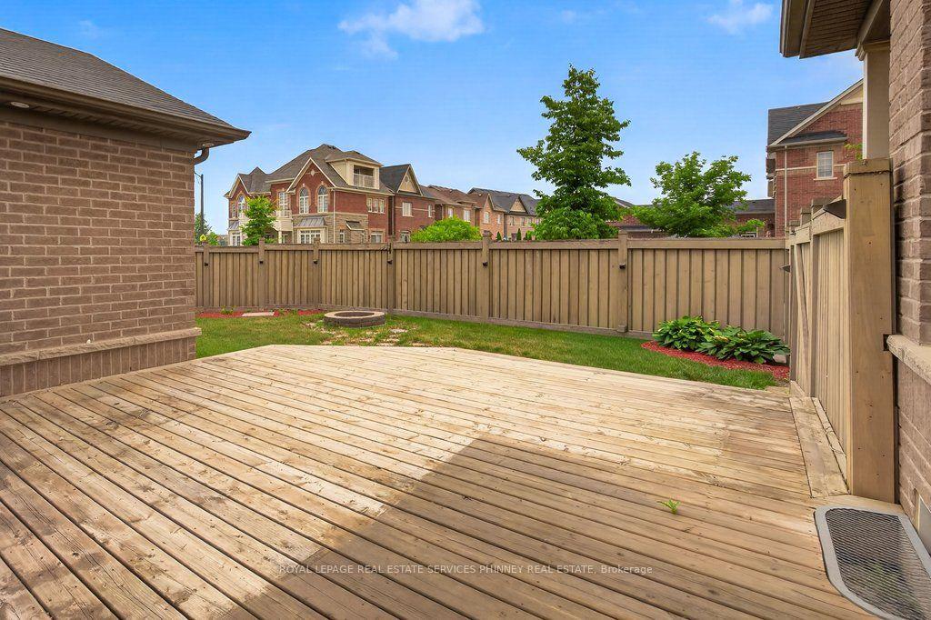 Photo 42 of 222 Moody Drive, Vaughan, Kleinburg — HOMEH