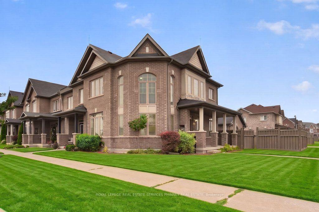 Photo 46 of 222 Moody Drive, Vaughan, Kleinburg — HOMEH