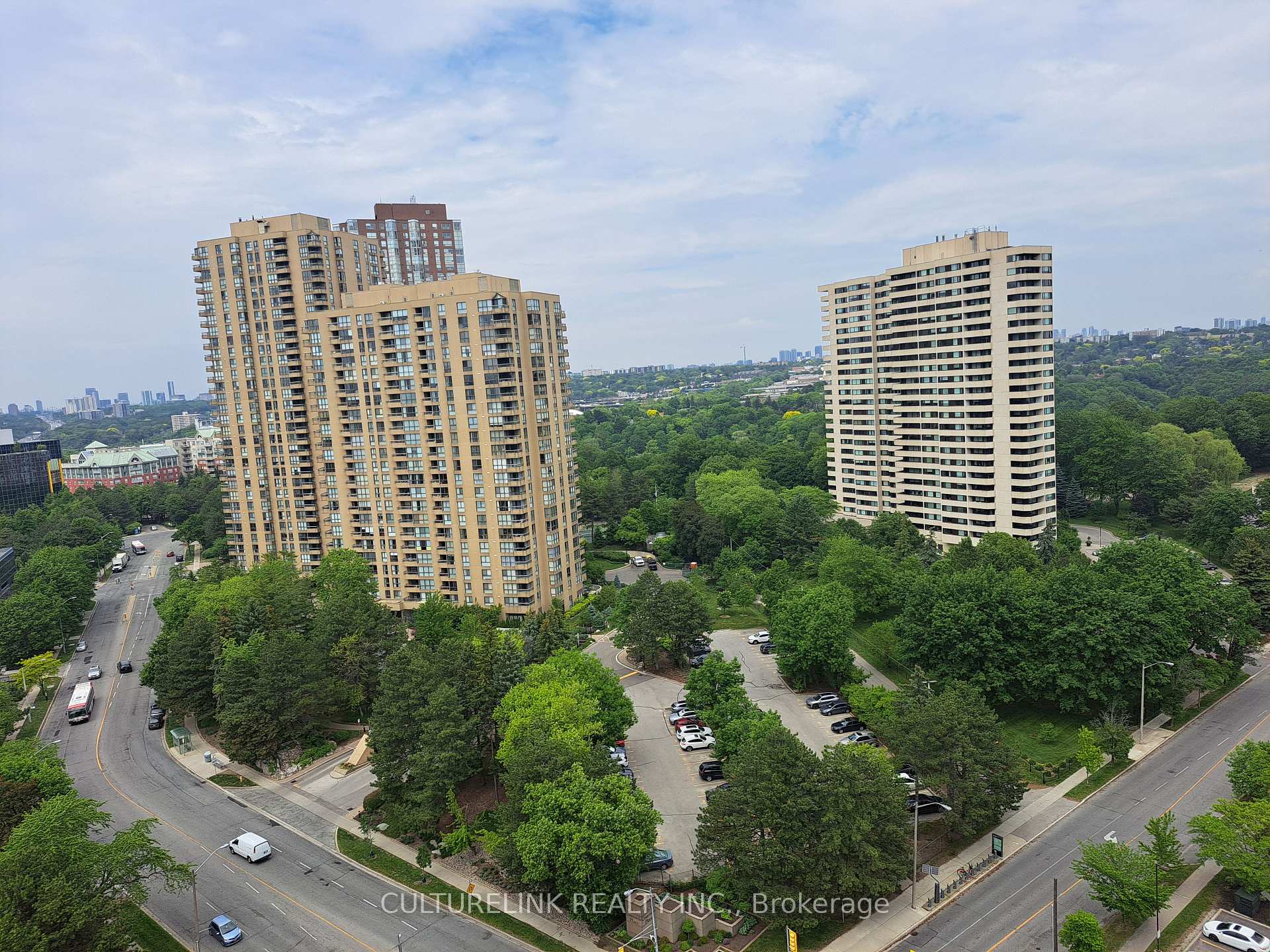 Front of Unit 1701, 133 Wynford Drive