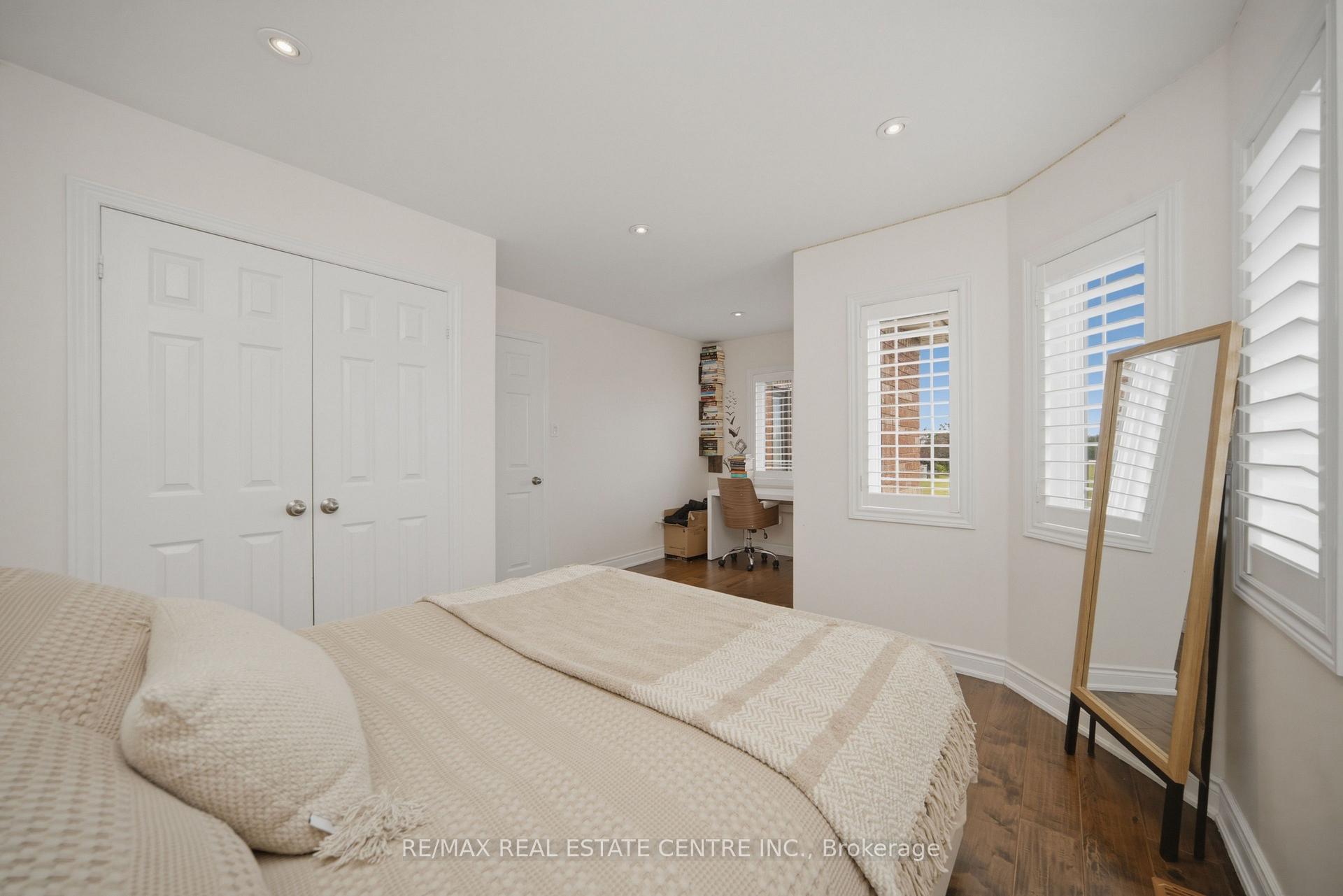 Photo 32 of 49 Miller Drive, Halton Hills, Georgetown — HOMEH