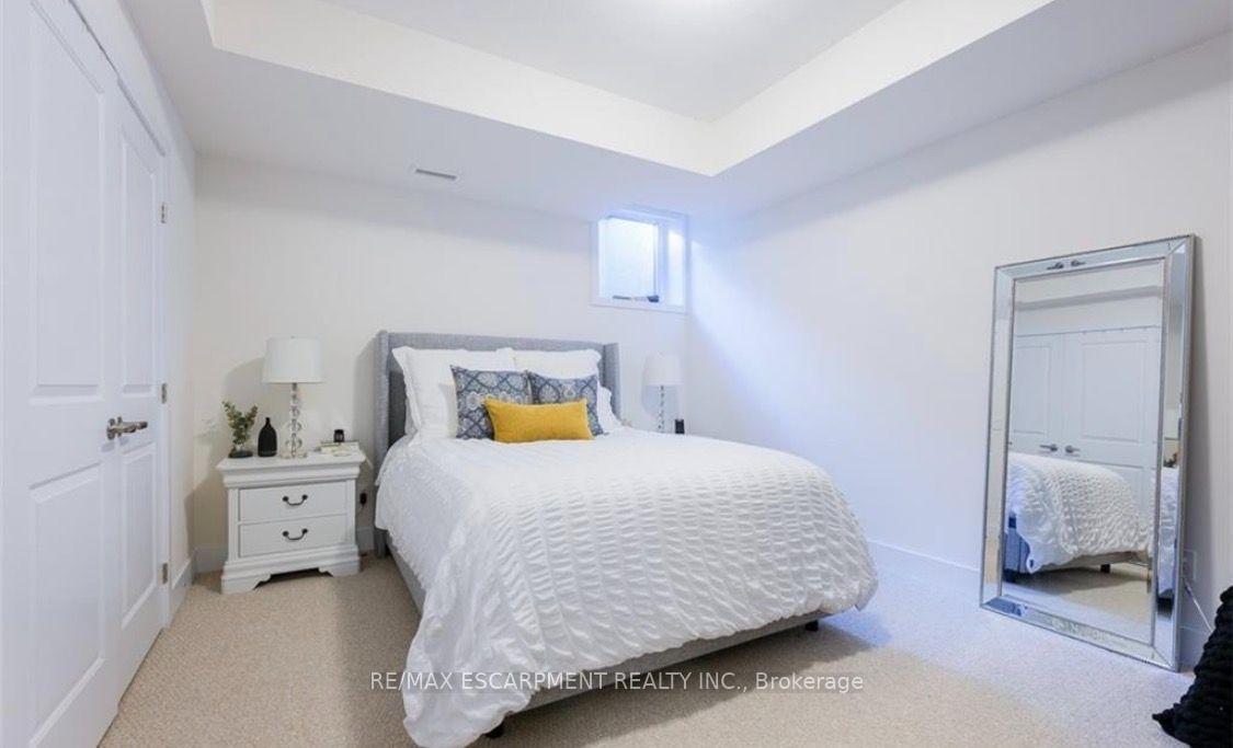 Photo 7 of Unit 14, 261 Skinner Road, Hamilton, Waterdown — HOMEH
