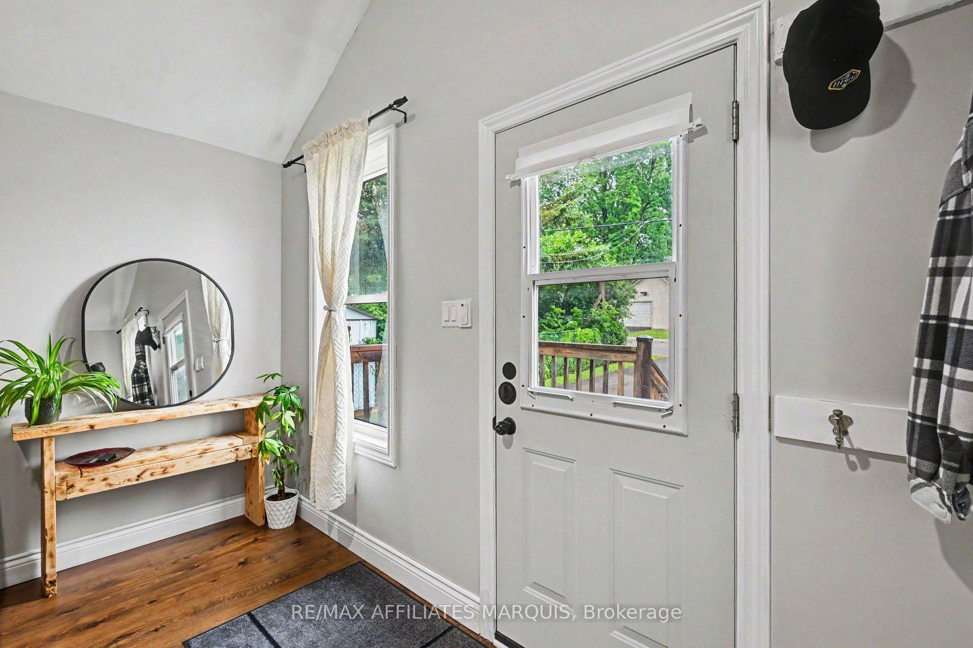 Photo 4 of 4 Lorne Street, Smiths Falls, Smiths Falls — HOMEH