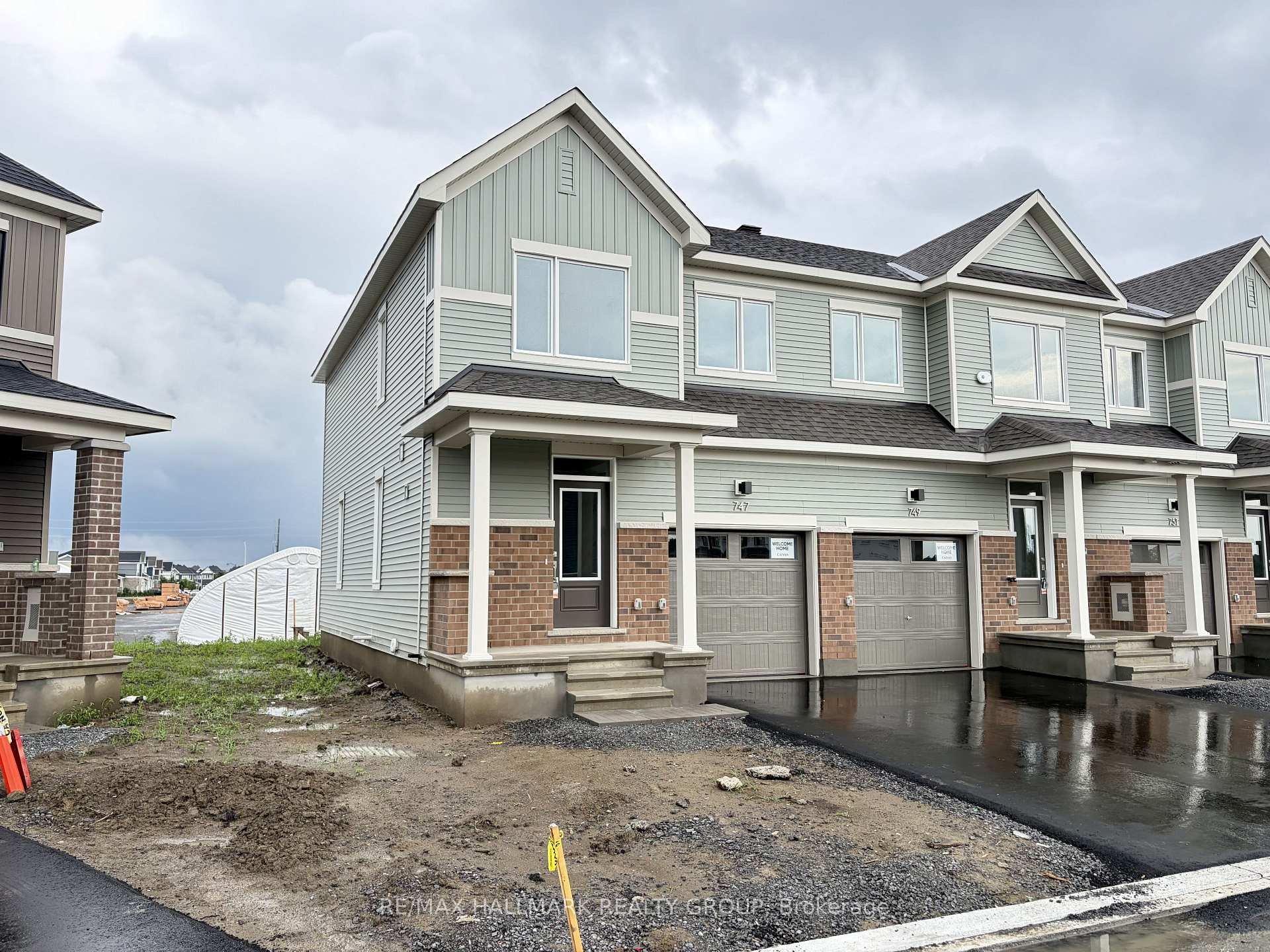 Photo 3 of 747 Haflinger Row, Ottawa, Btwn Franktown Rd. & Fallowfield Rd. — HOMEH