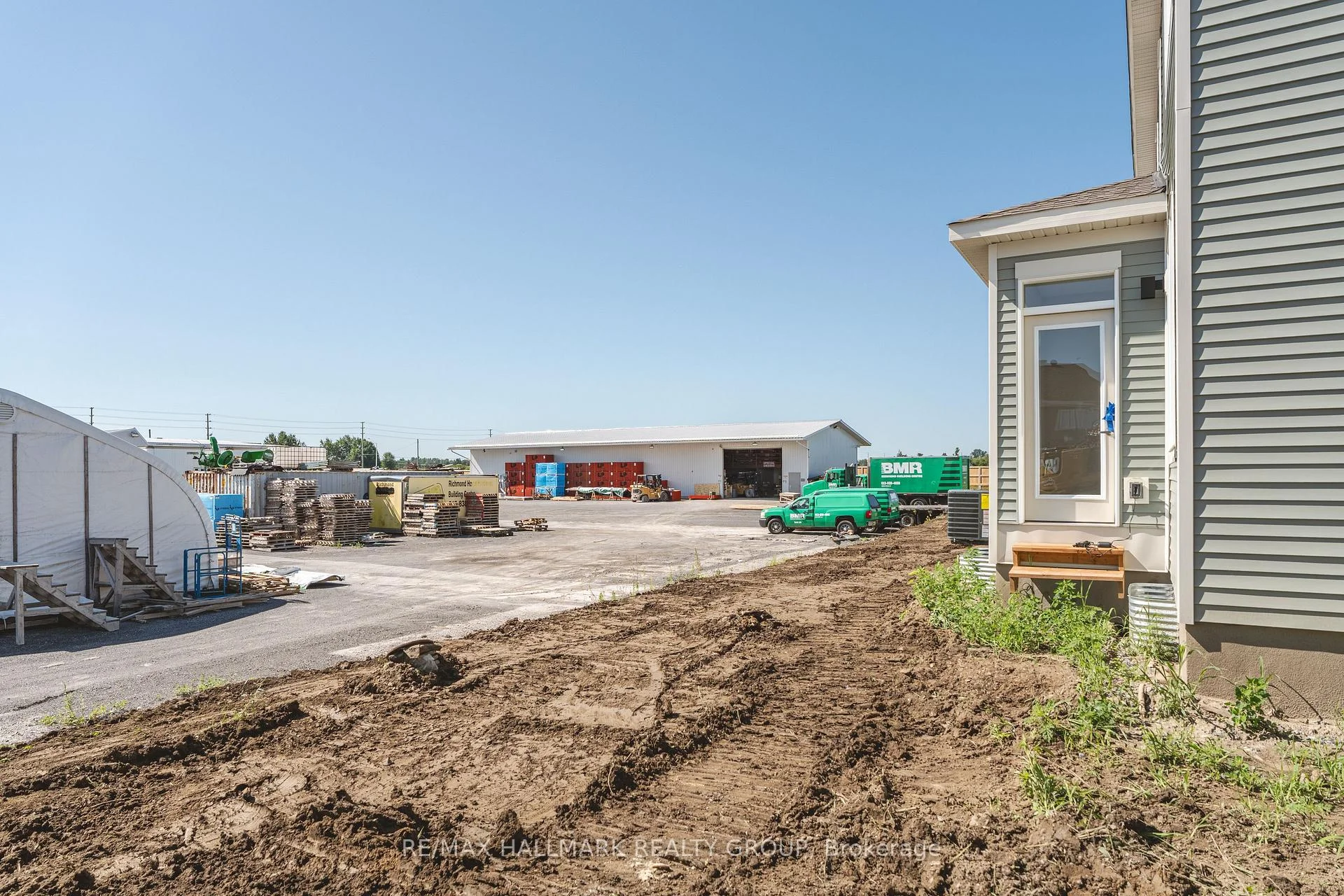 Photo 58 of 747 Haflinger Row, Ottawa, Btwn Franktown Rd. & Fallowfield Rd. — HOMEH