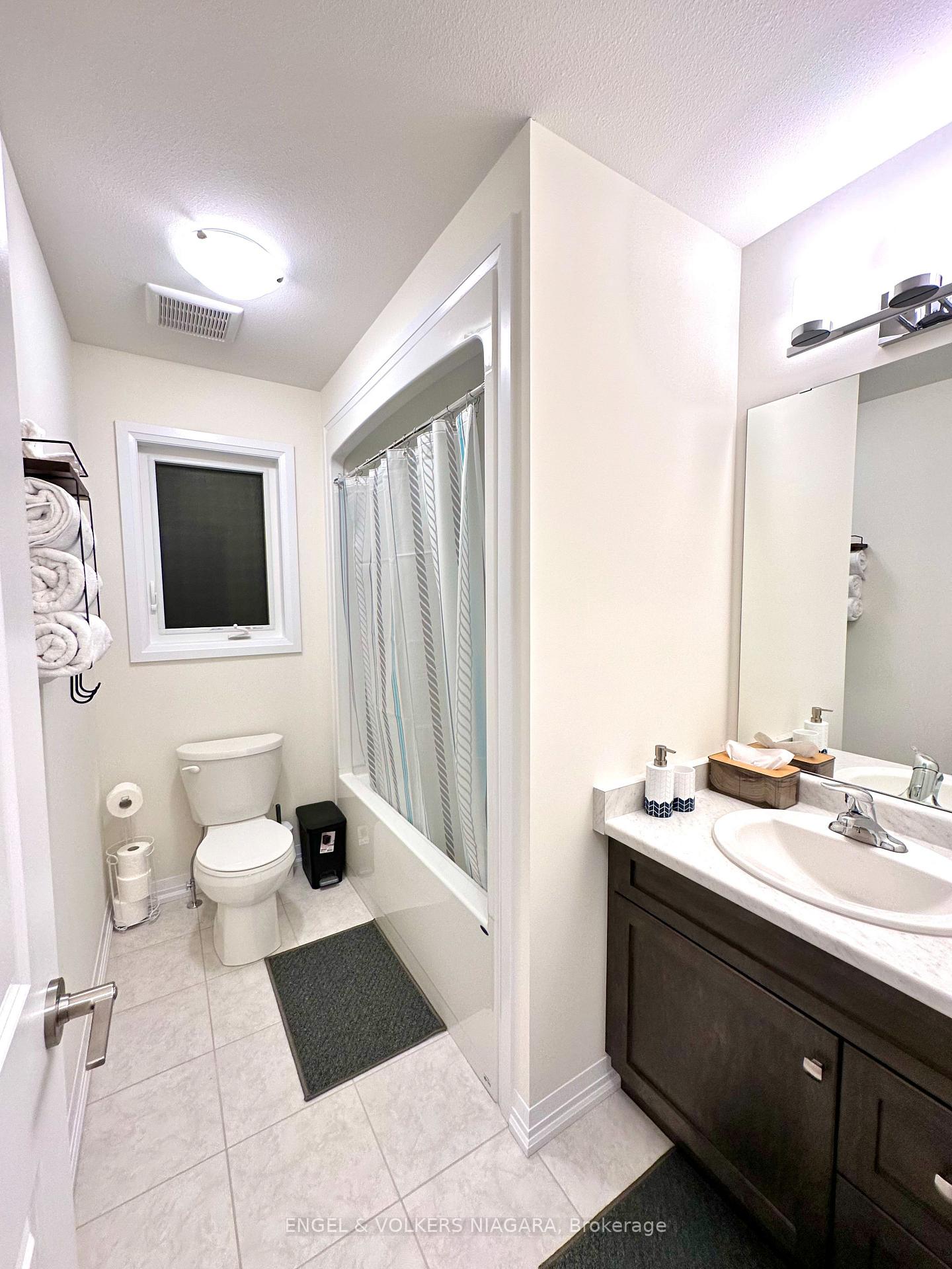 Photo 17 of 7330 Marvel Drive, Niagara Falls, Brown — HOMEH
