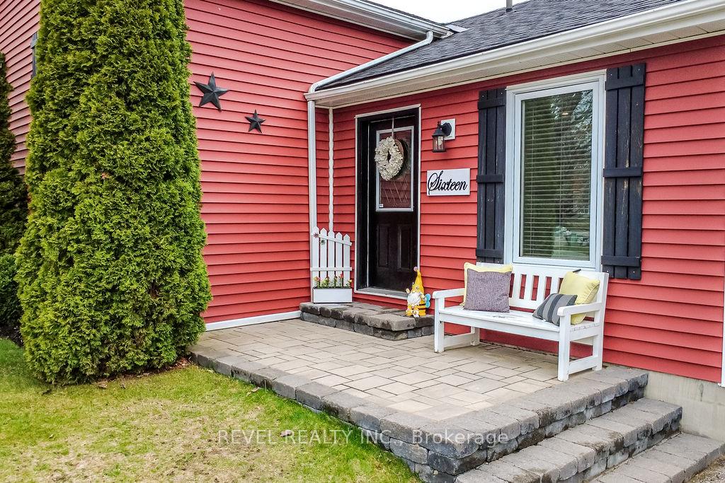 Photo 4 of 16 Sumac Crescent, Oro-Medonte, Sugarbush — HOMEH