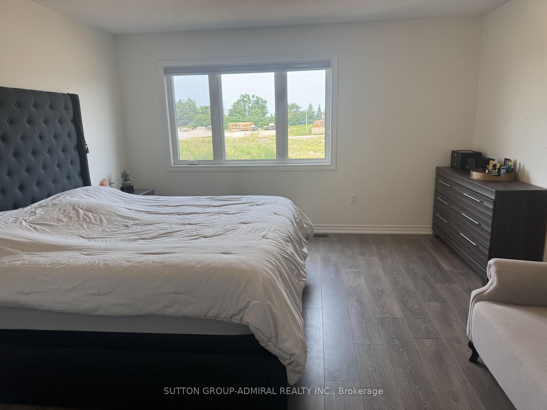 Photo 10 of 169 Shepherd Drive, Barrie, Rural Barrie Southeast — HOMEH