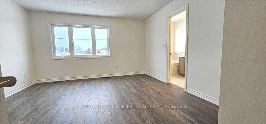 Photo 12 of 169 Shepherd Drive, Barrie, Rural Barrie Southeast — HOMEH