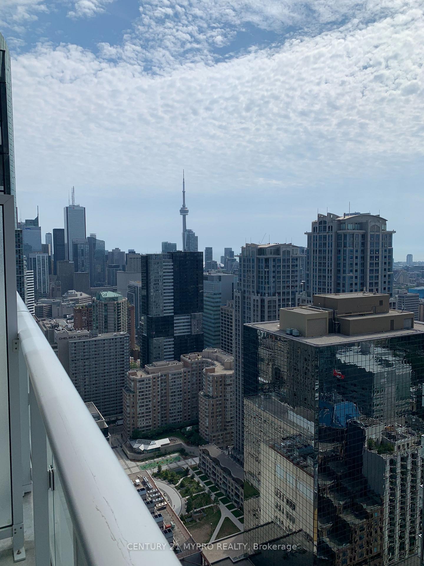 Photo 8 of Unit 4802, 7 Grenville Street, Toronto, Bay Street Corridor — HOMEH