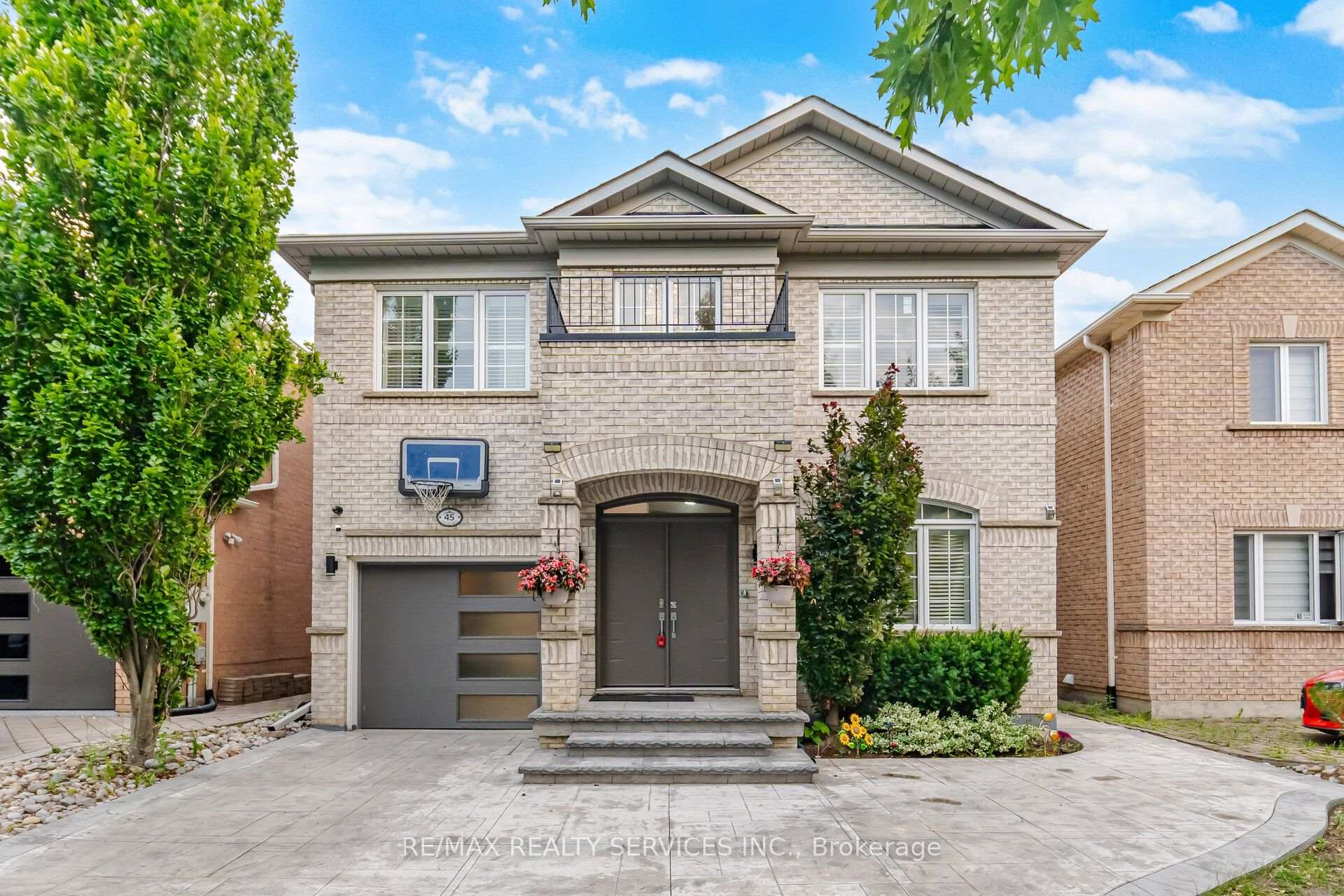 Photo 1 of 45 Skylark Drive, Vaughan, Vellore Village — HOMEH