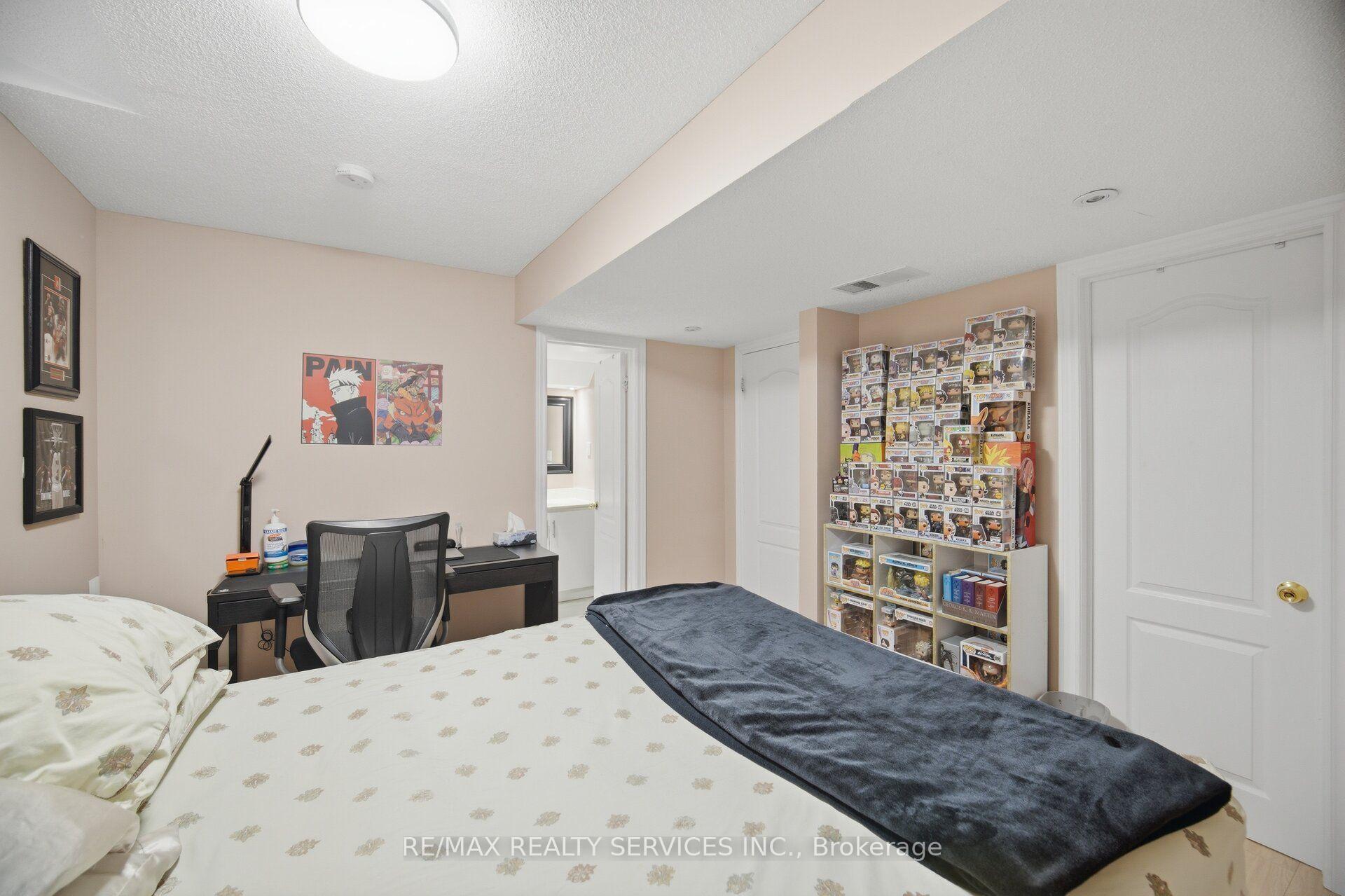 Photo 42 of 45 Skylark Drive, Vaughan, Vellore Village — HOMEH