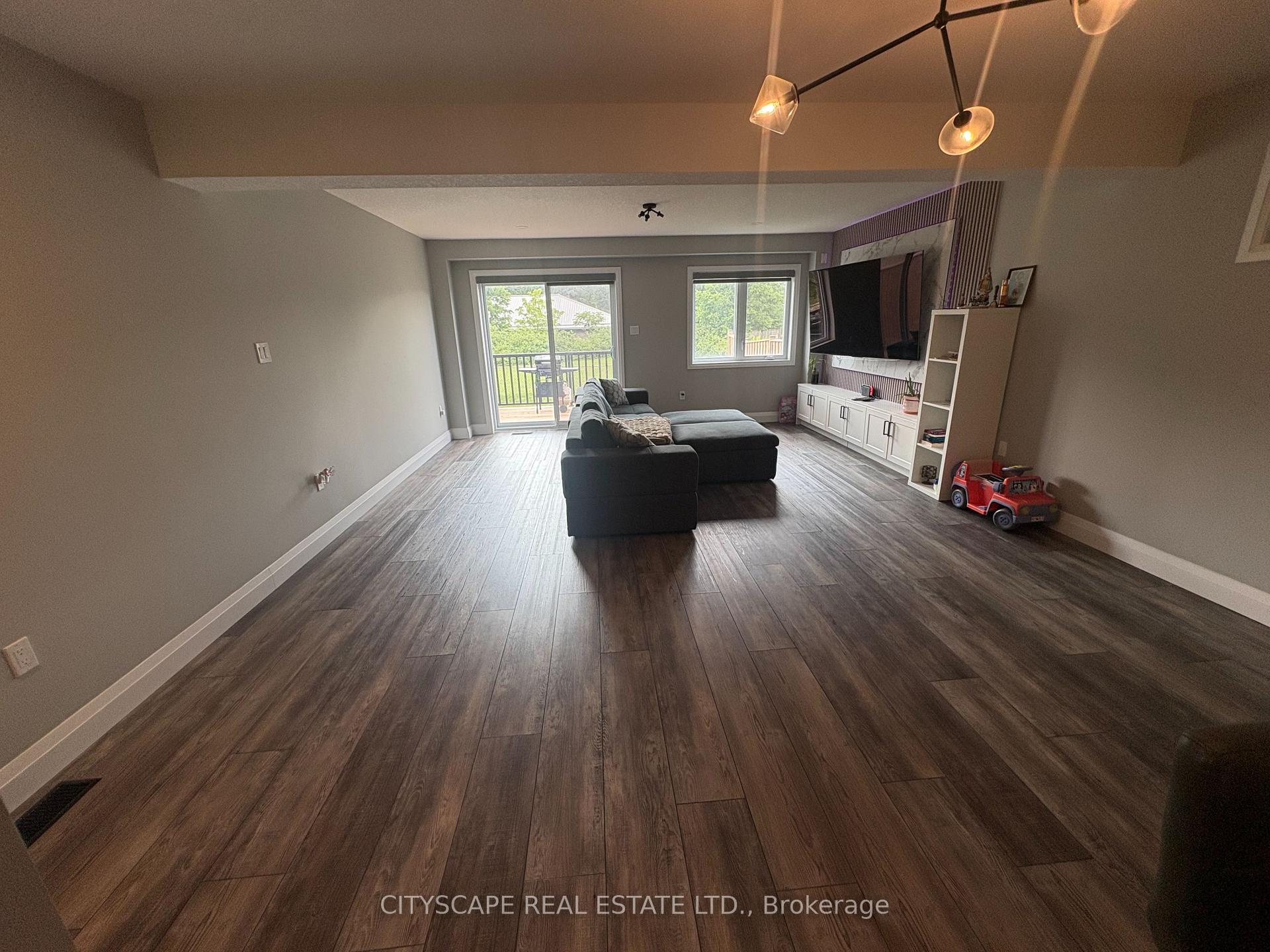 Photo 10 of 117 Stephenson Way, Minto — HOMEH
