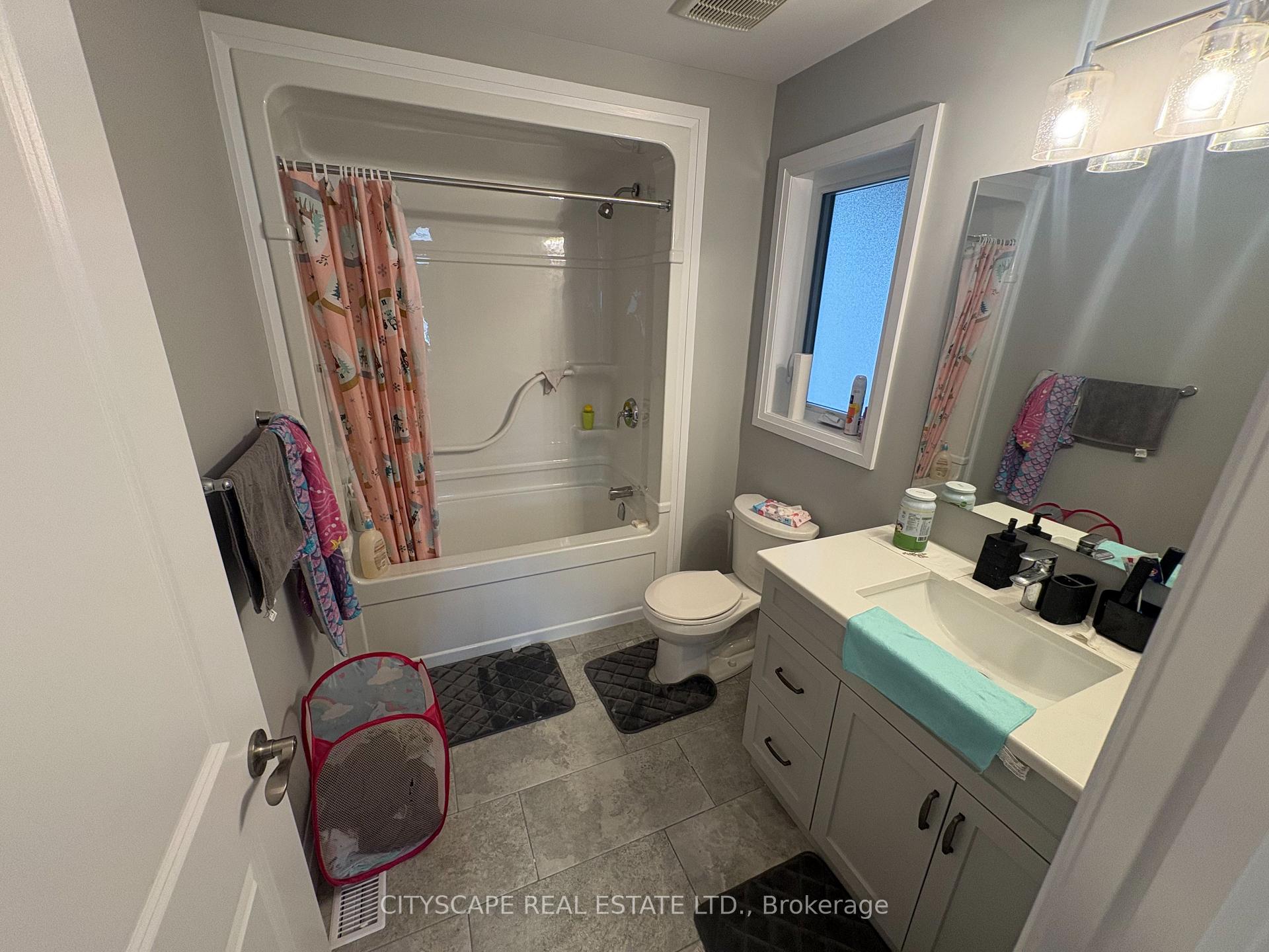 Photo 18 of 117 Stephenson Way, Minto — HOMEH