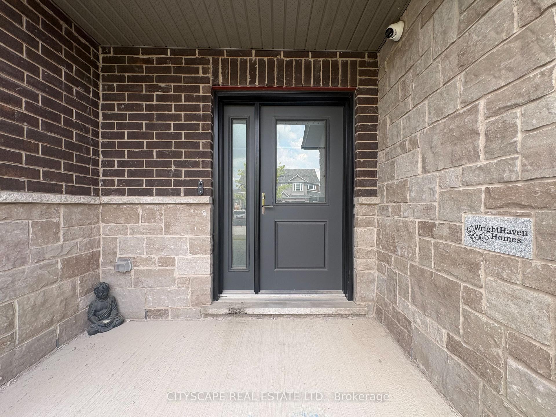 Photo 2 of 117 Stephenson Way, Minto — HOMEH
