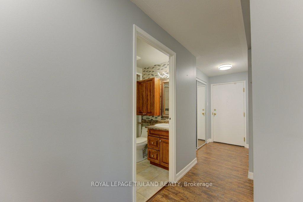 Photo 7 of Unit 403, 20 Ellen Street, Kitchener, Civic Centre — HOMEH
