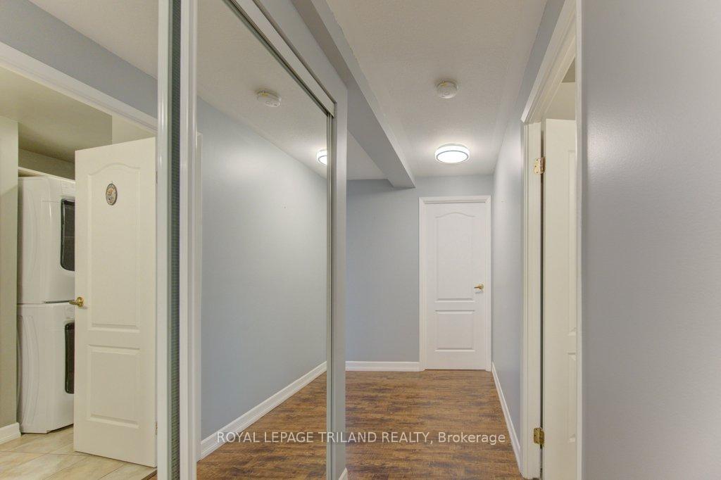 Photo 8 of Unit 403, 20 Ellen Street, Kitchener, Civic Centre — HOMEH