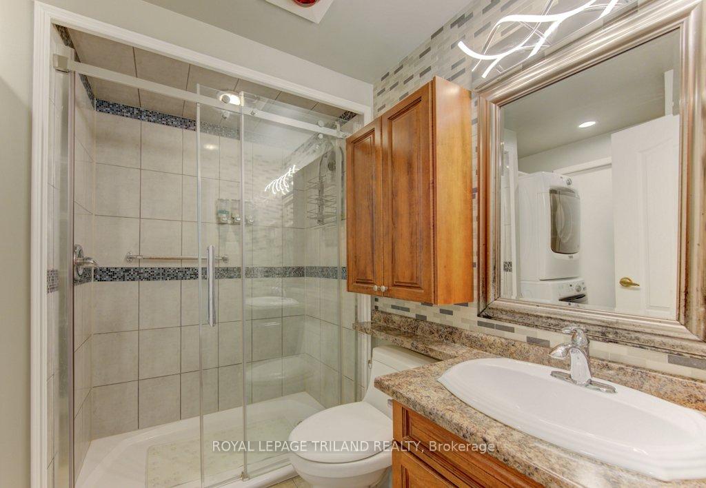 Photo 9 of Unit 403, 20 Ellen Street, Kitchener, Civic Centre — HOMEH