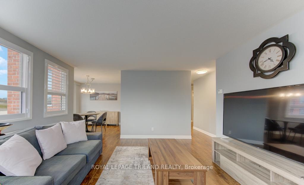 Photo 19 of Unit 403, 20 Ellen Street, Kitchener, Civic Centre — HOMEH