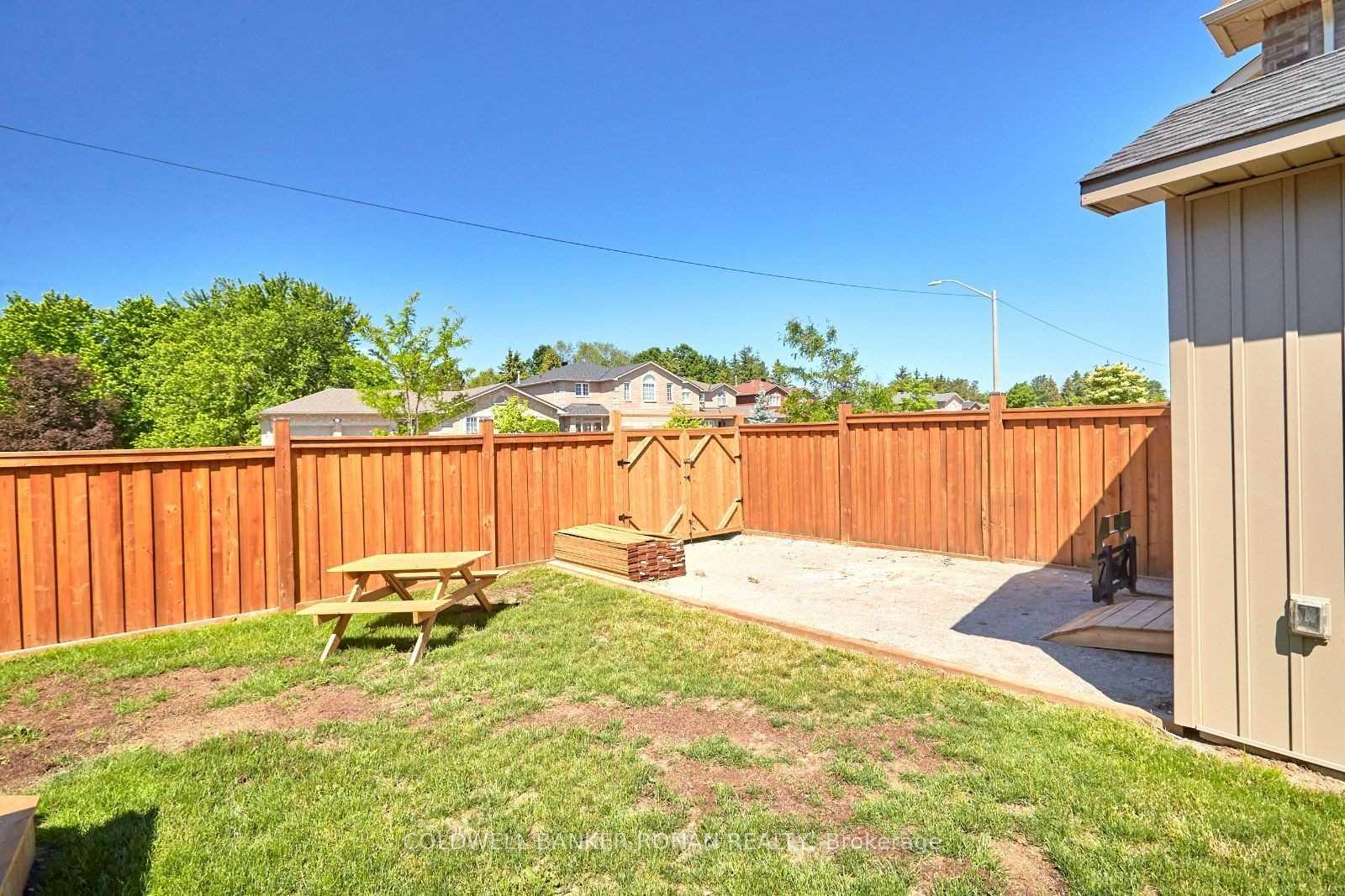 Photo 16 of 64 Catherine Drive, Barrie, Painswick South — HOMEH