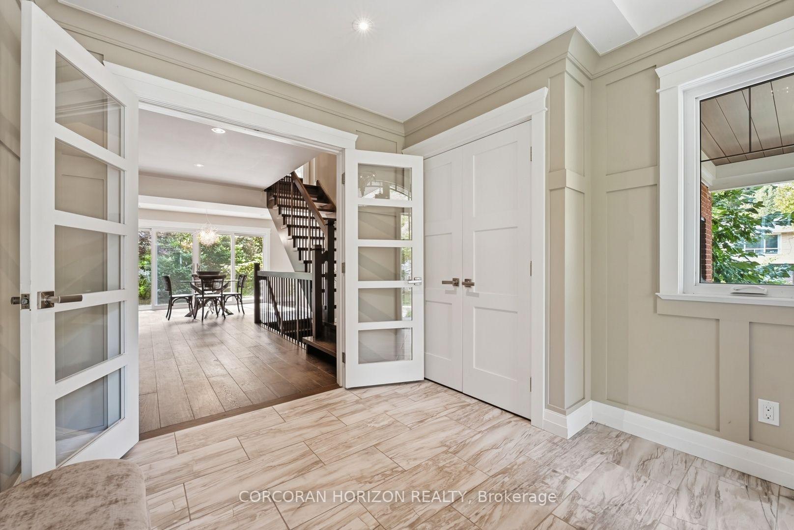 Photo 5 of 266 Ferndale Place, Waterloo, Lincoln Village — HOMEH