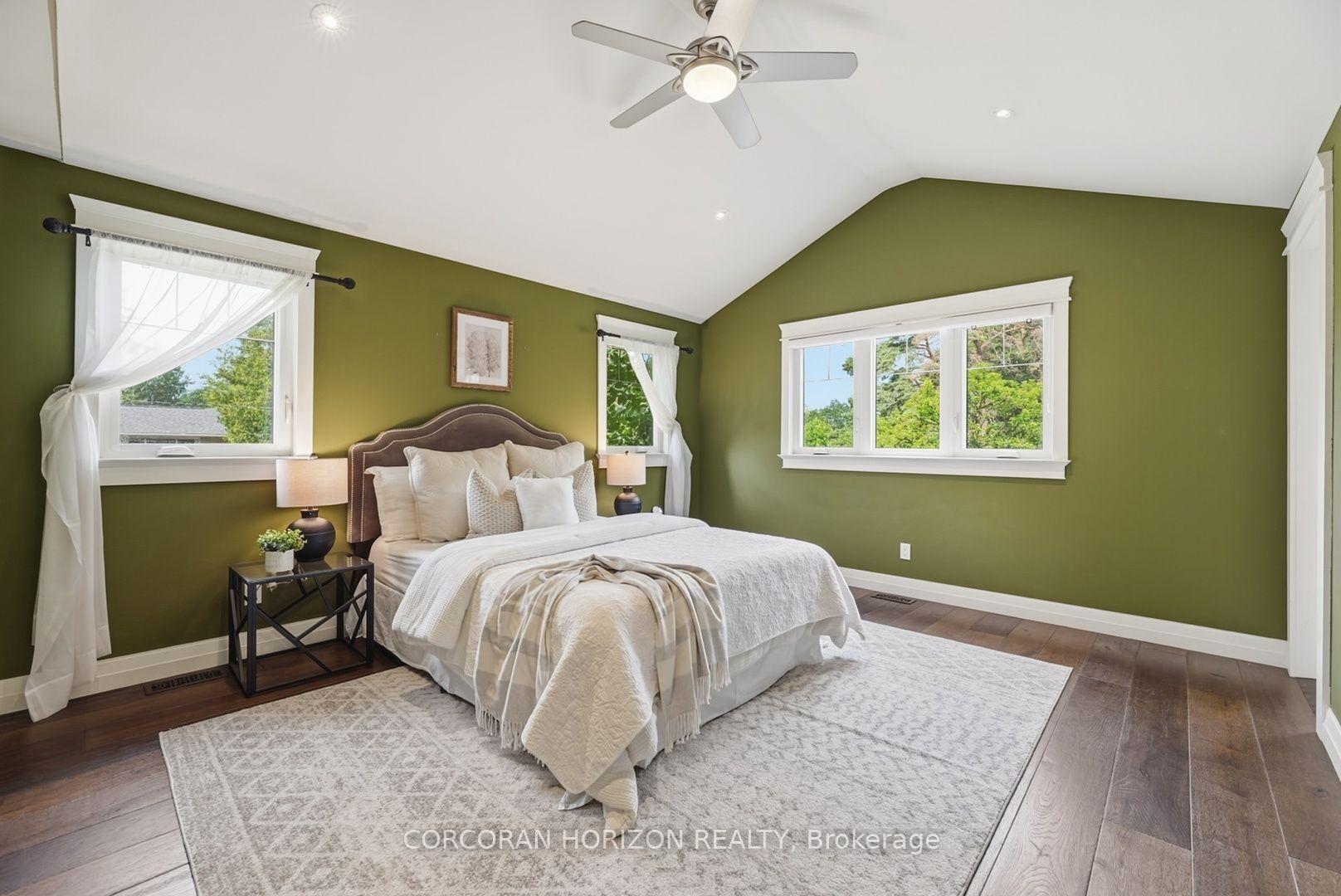 Photo 16 of 266 Ferndale Place, Waterloo, Lincoln Village — HOMEH