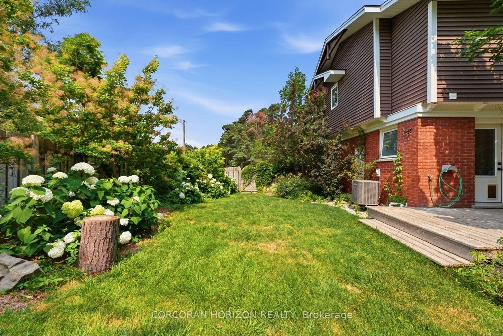 Photo 37 of 266 Ferndale Place, Waterloo, Lincoln Village — HOMEH