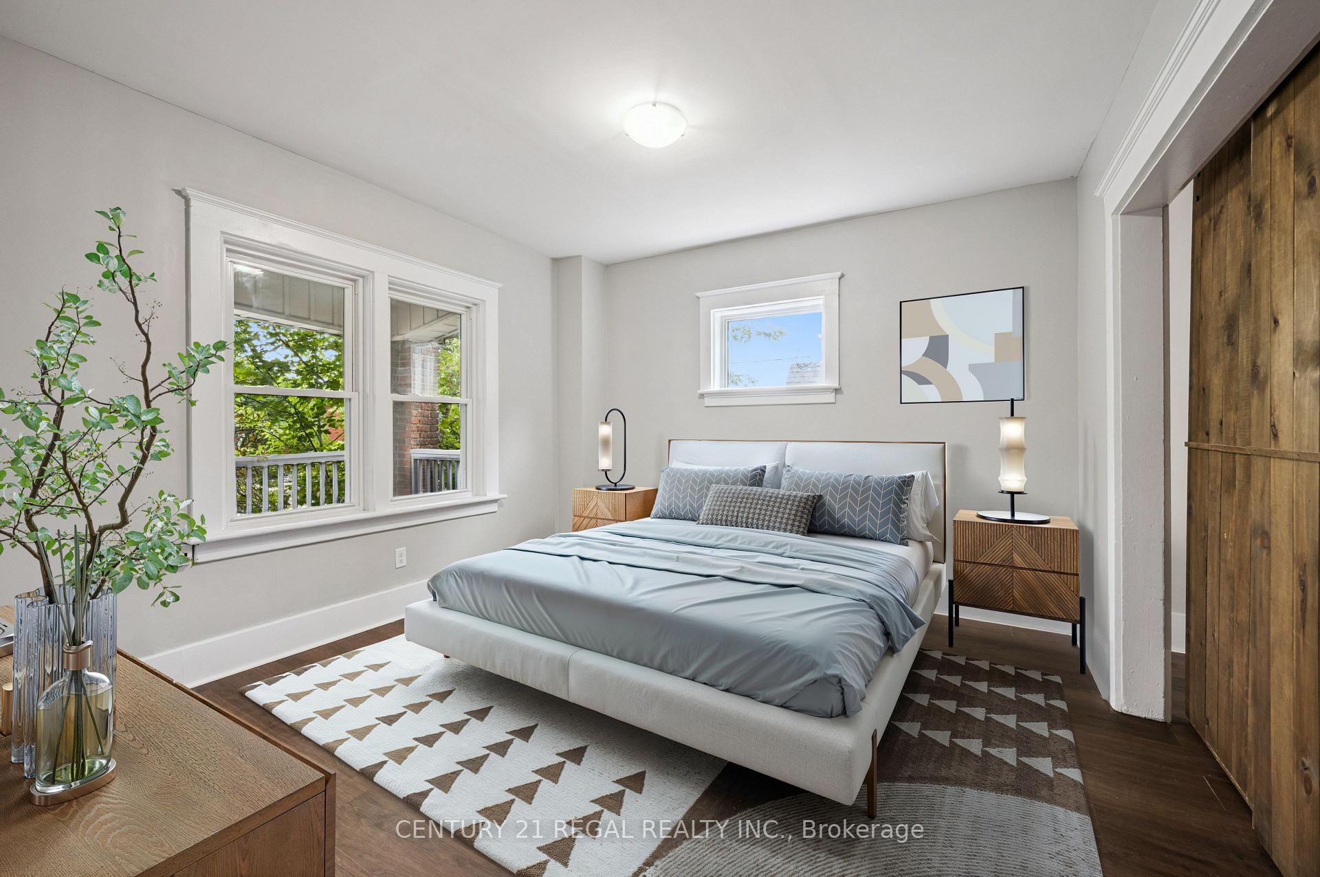 Photo 7 of 14 Stirling Avenue N, Kitchener, King East — HOMEH