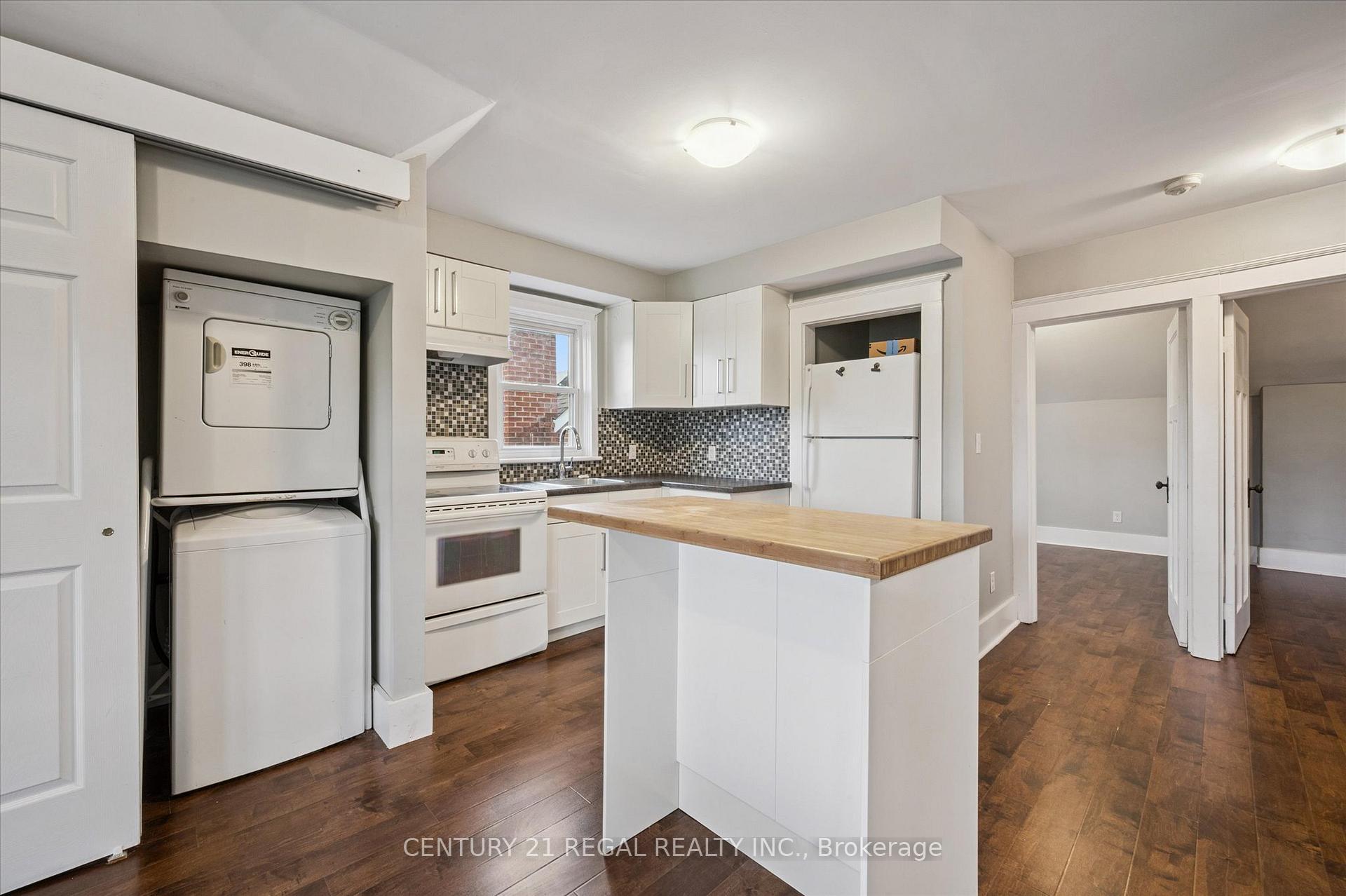 Photo 18 of 14 Stirling Avenue N, Kitchener, King East — HOMEH