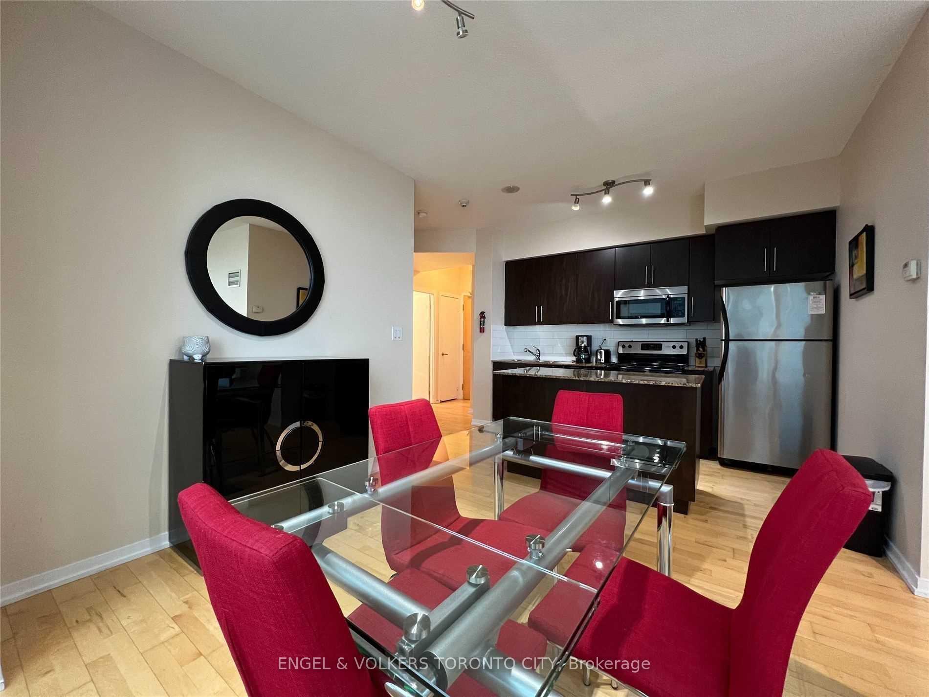 Photo 6 of Unit 3910, 55 Bremner Boulevard, Toronto, Waterfront Communities — HOMEH