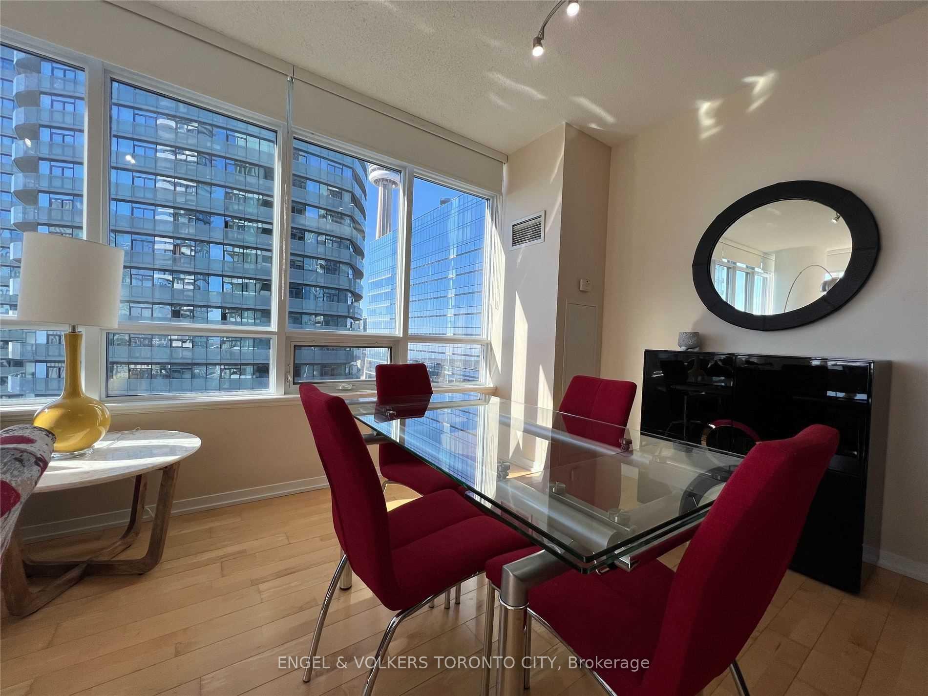 Photo 7 of Unit 3910, 55 Bremner Boulevard, Toronto, Waterfront Communities — HOMEH