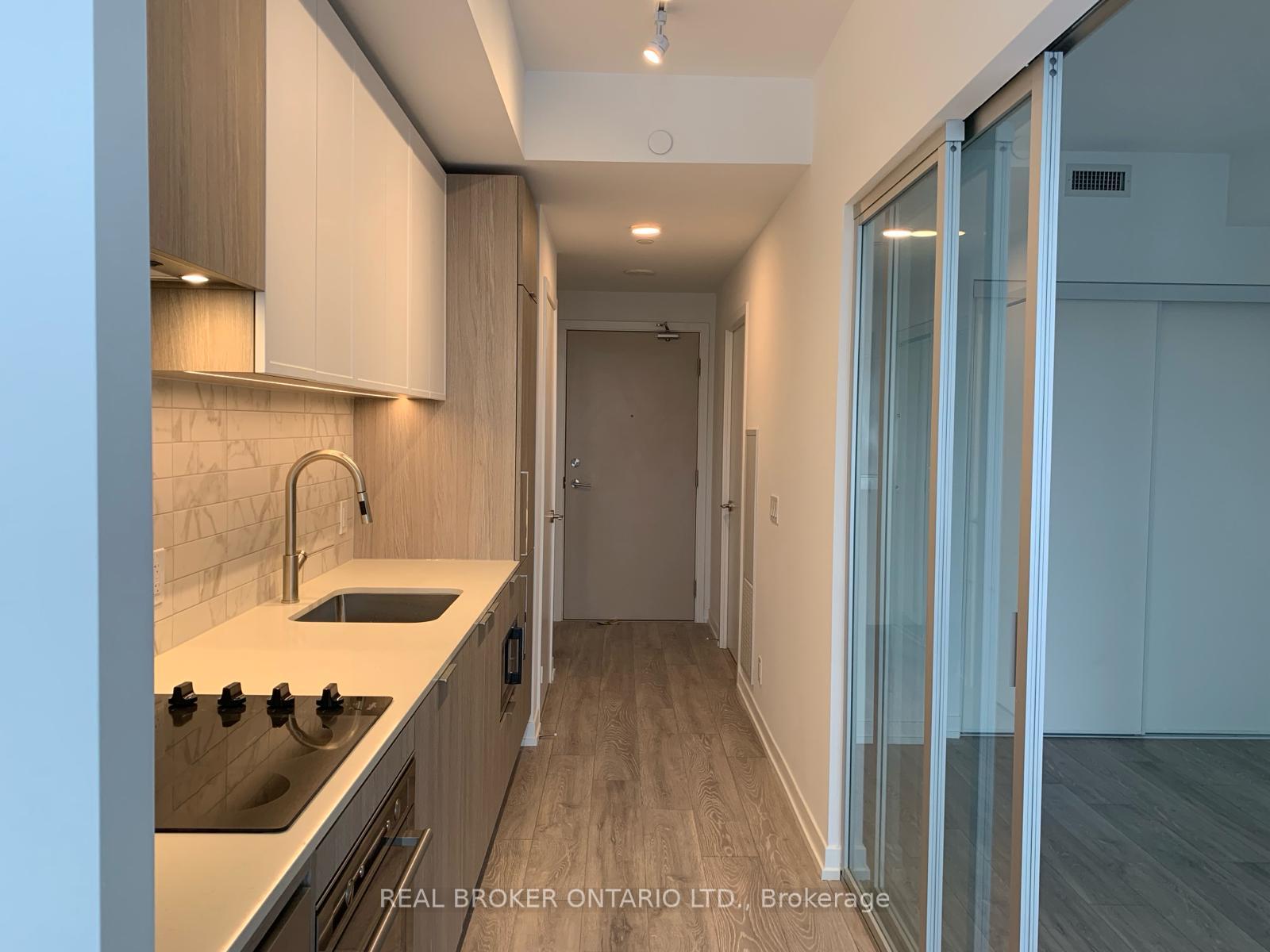 Photo 10 of Unit 615, 2020 Bathurst Street, Toronto, Humewood-Cedarvale — HOMEH