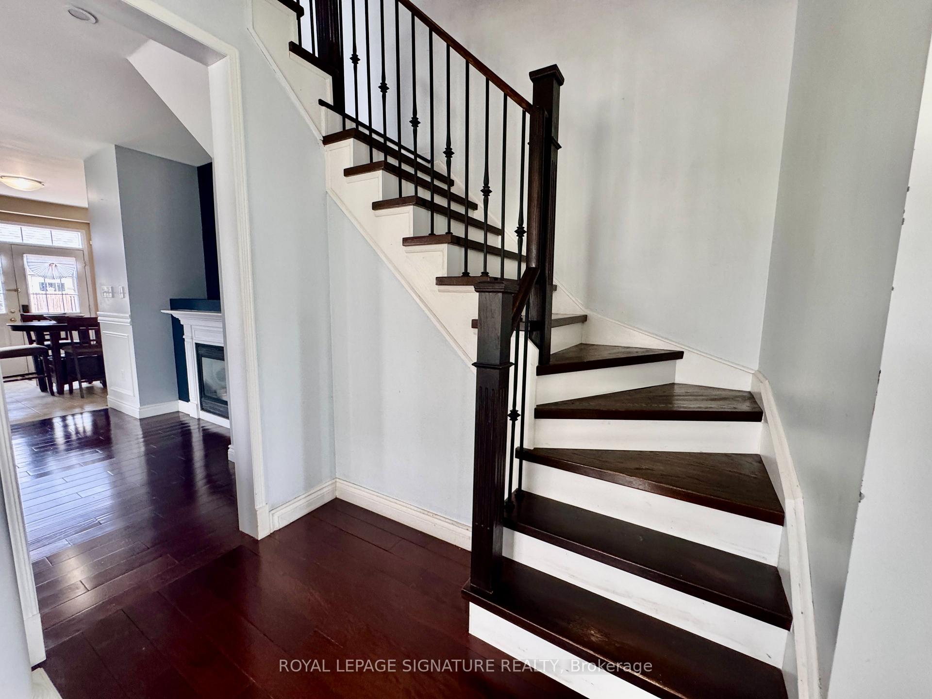 Photo 9 of 41 Yale Lane, Markham, Cornell — HOMEH