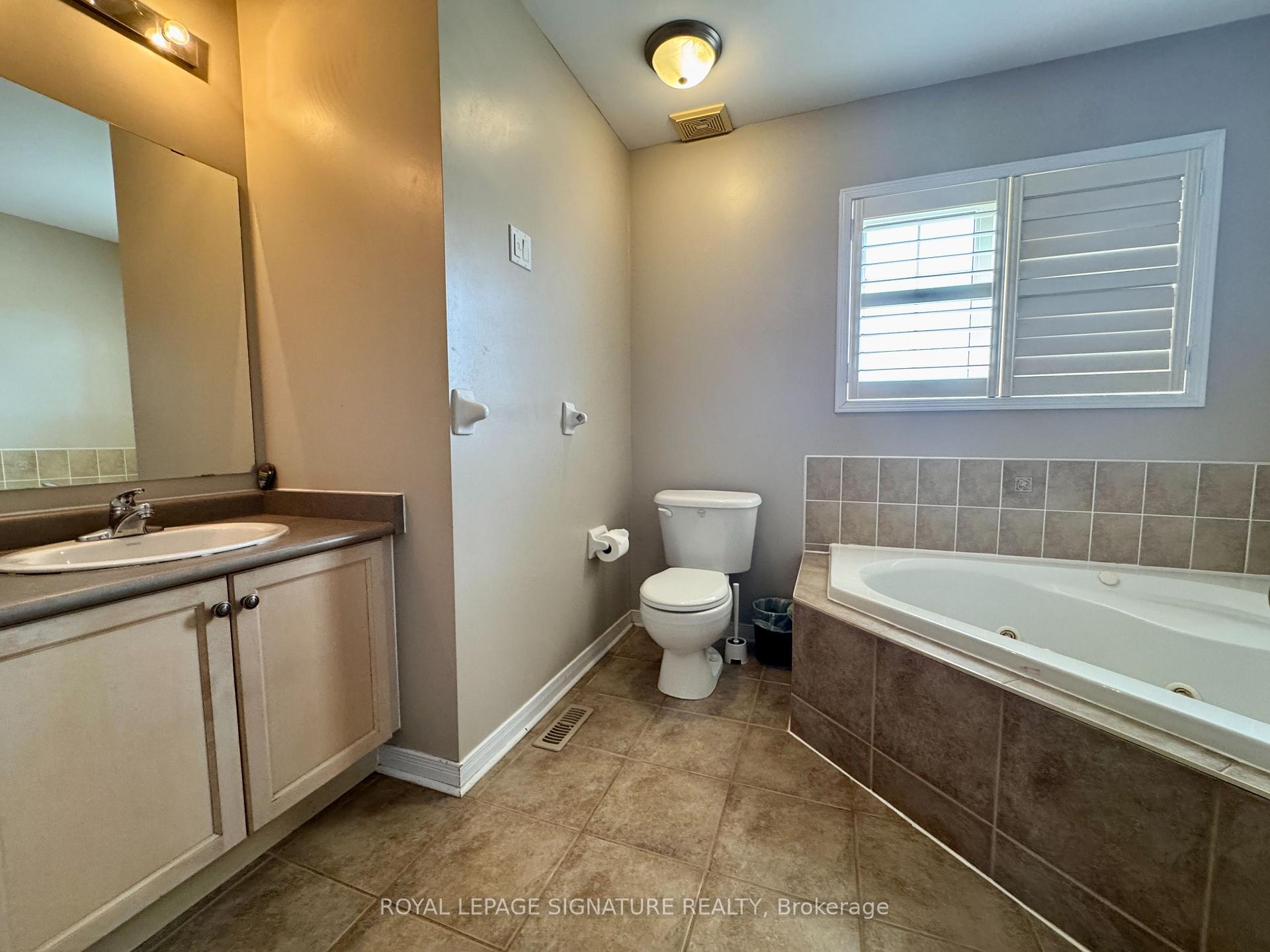 Photo 12 of 41 Yale Lane, Markham, Cornell — HOMEH