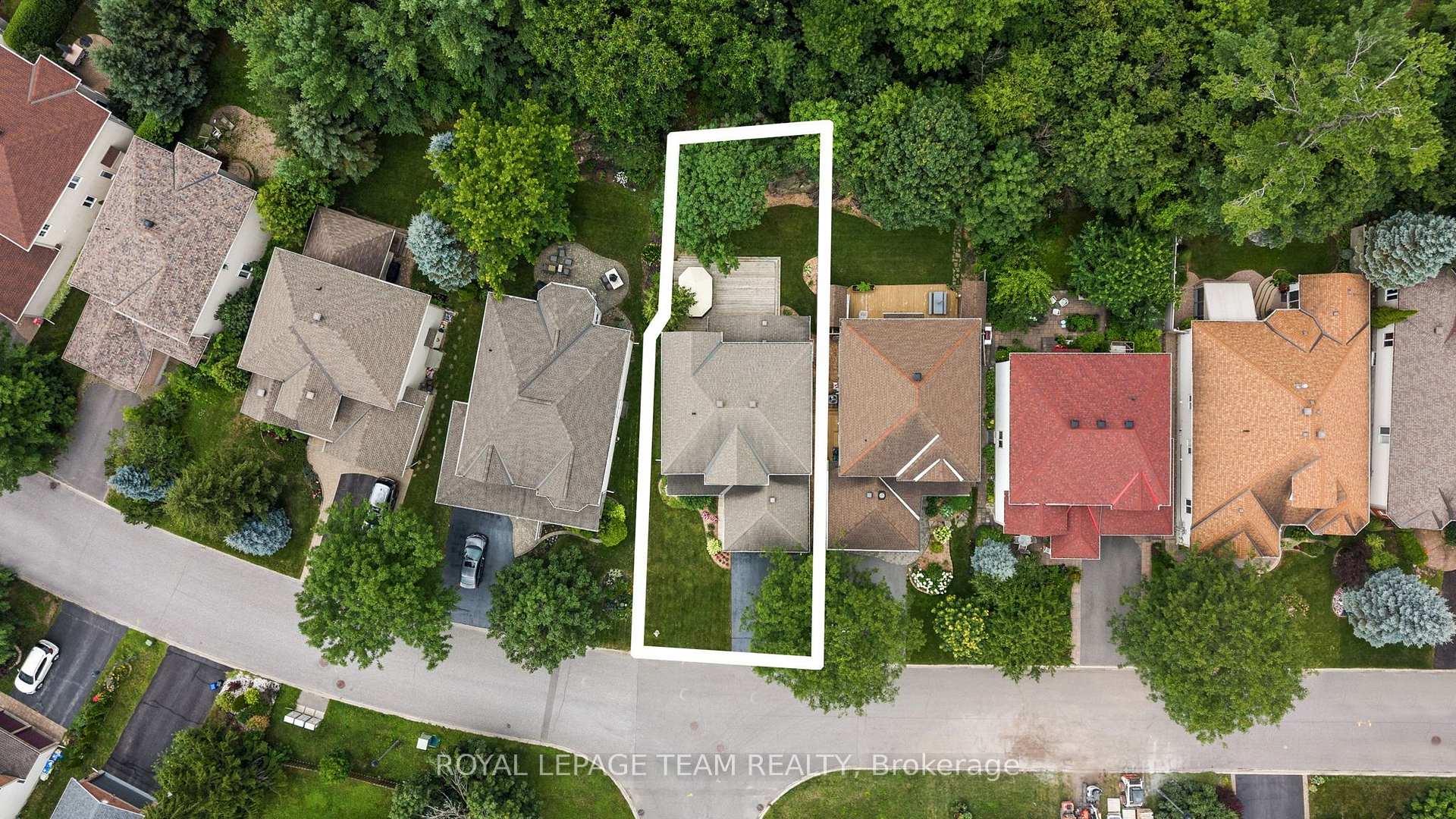 Photo 3 of 13 Keno Way, Ottawa, Kanata - Kanata Lakes/Heritage Hills — HOMEH