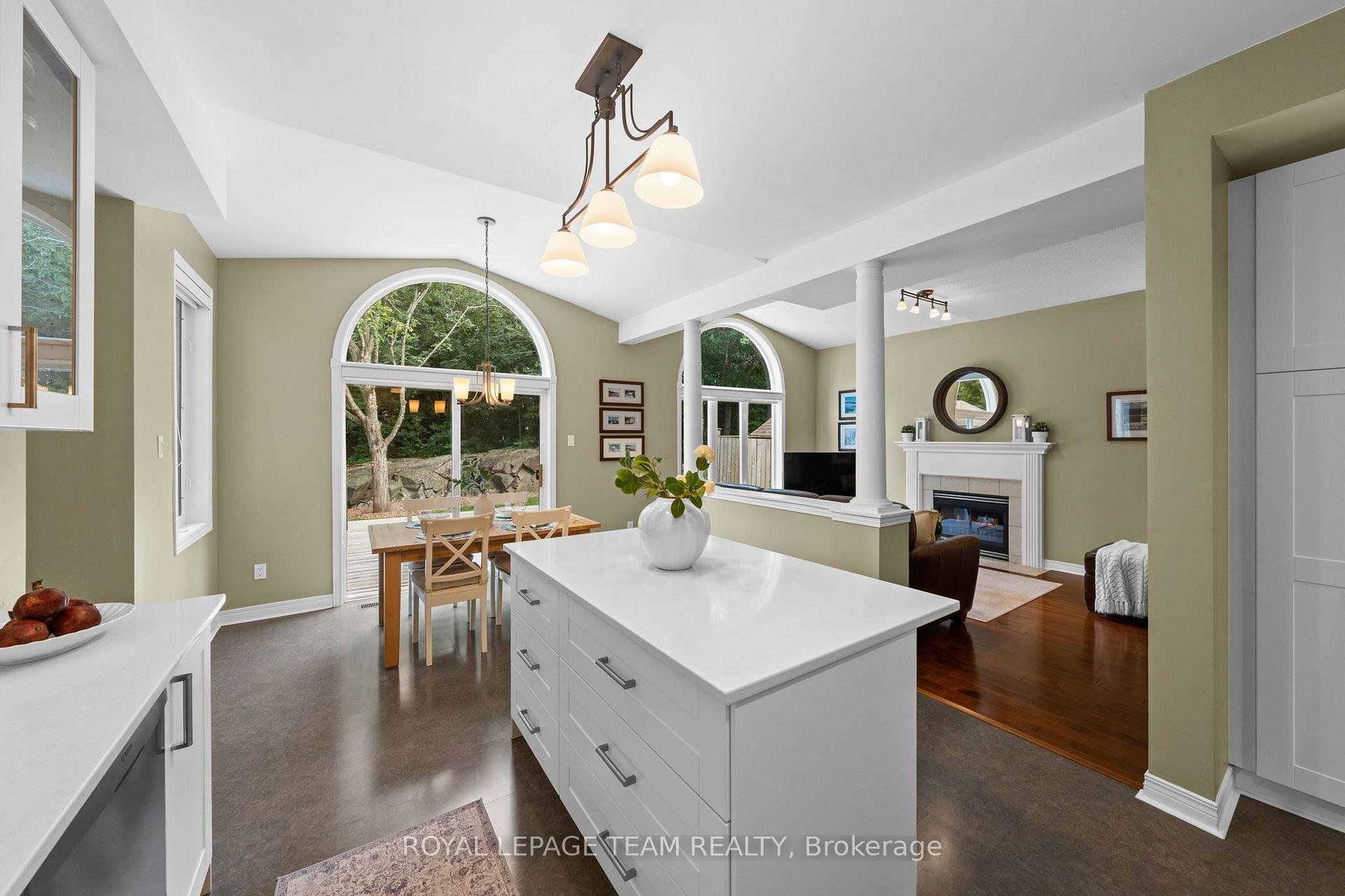 Photo 15 of 13 Keno Way, Ottawa, Kanata - Kanata Lakes/Heritage Hills — HOMEH