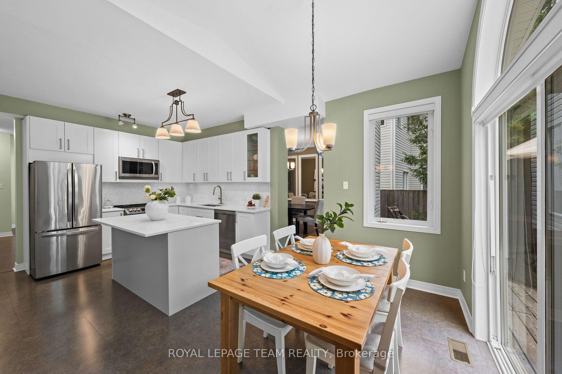Photo 17 of 13 Keno Way, Ottawa, Kanata - Kanata Lakes/Heritage Hills — HOMEH