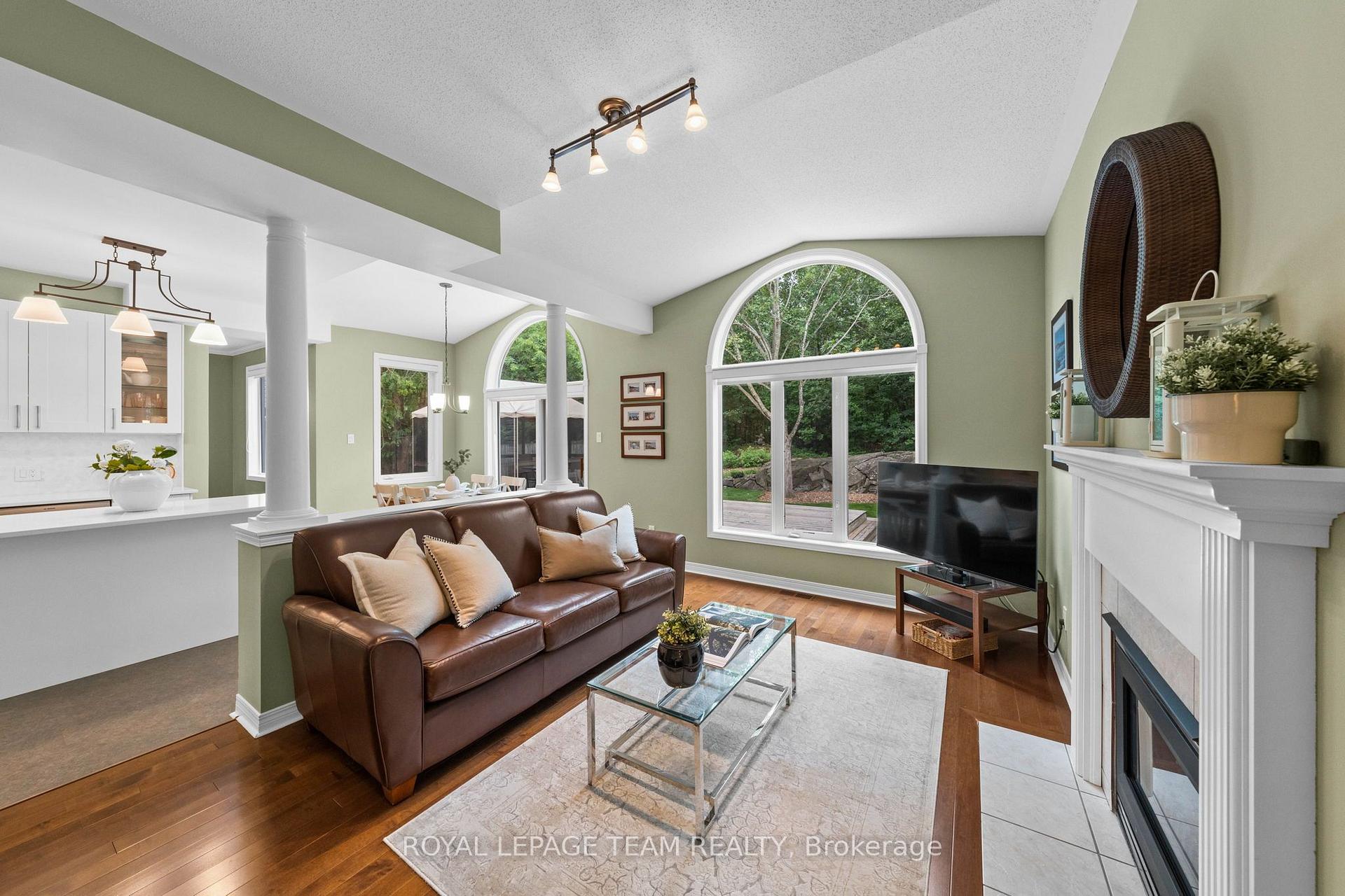 Photo 19 of 13 Keno Way, Ottawa, Kanata - Kanata Lakes/Heritage Hills — HOMEH