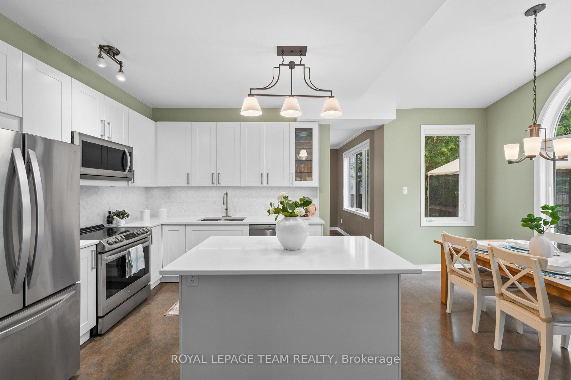 Photo 21 of 13 Keno Way, Ottawa, Kanata - Kanata Lakes/Heritage Hills — HOMEH