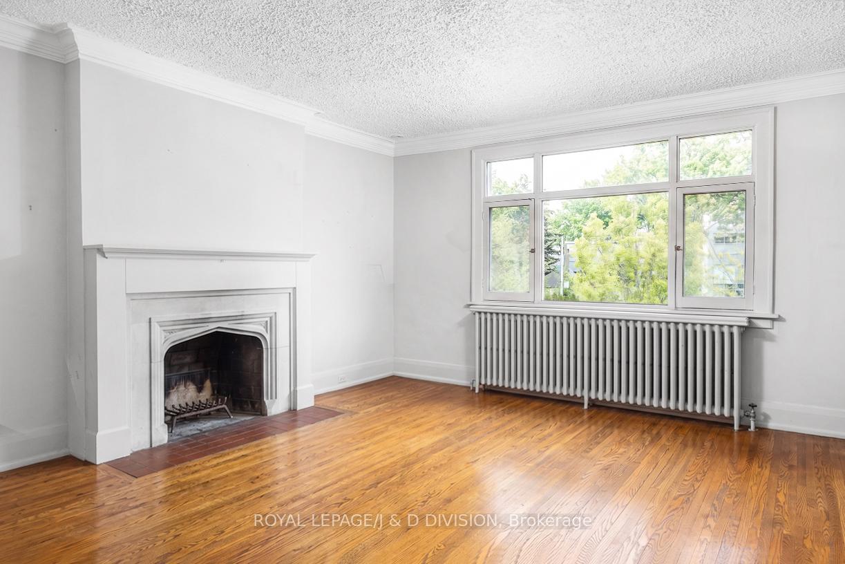 Photo 3 of 58 Lascelles Boulevard, Toronto, Yonge-Eglinton — HOMEH