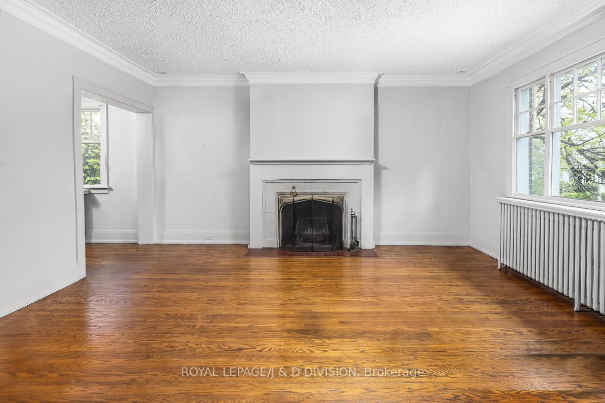 Photo 6 of 58 Lascelles Boulevard, Toronto, Yonge-Eglinton — HOMEH