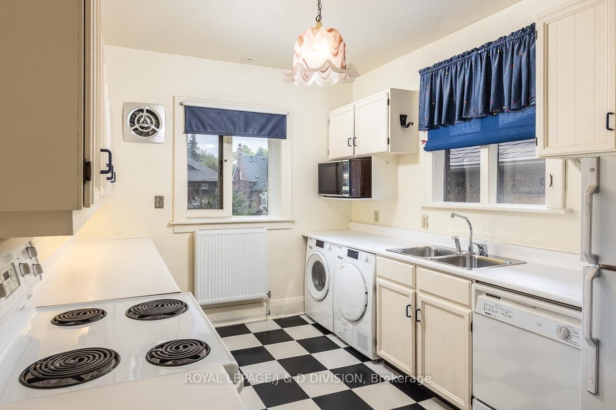Photo 12 of 58 Lascelles Boulevard, Toronto, Yonge-Eglinton — HOMEH