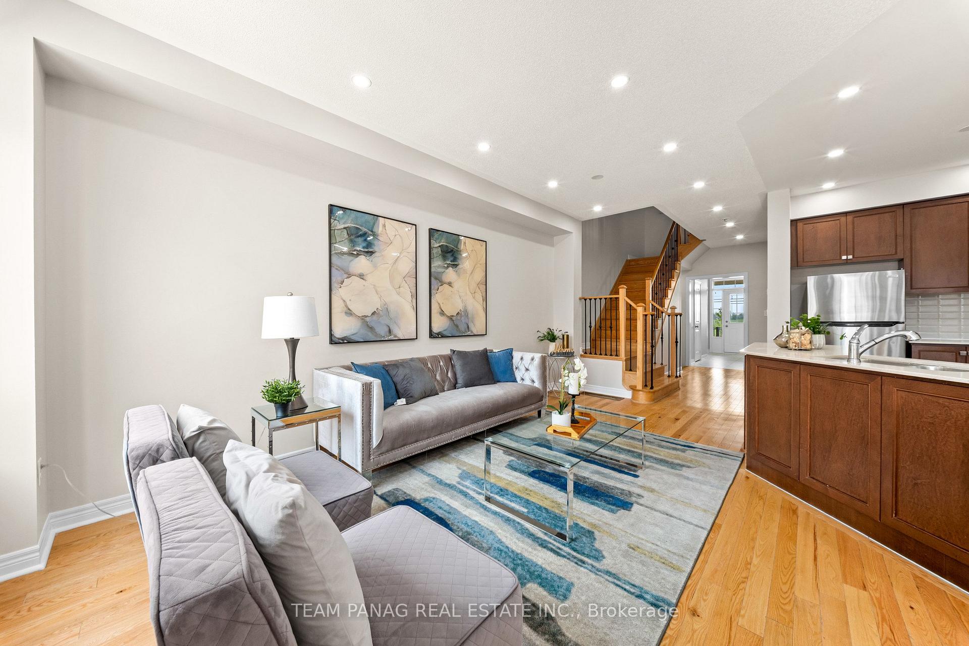 Photo 20 of 79 Finegan Circle, Brampton, Northwest Brampton — HOMEH