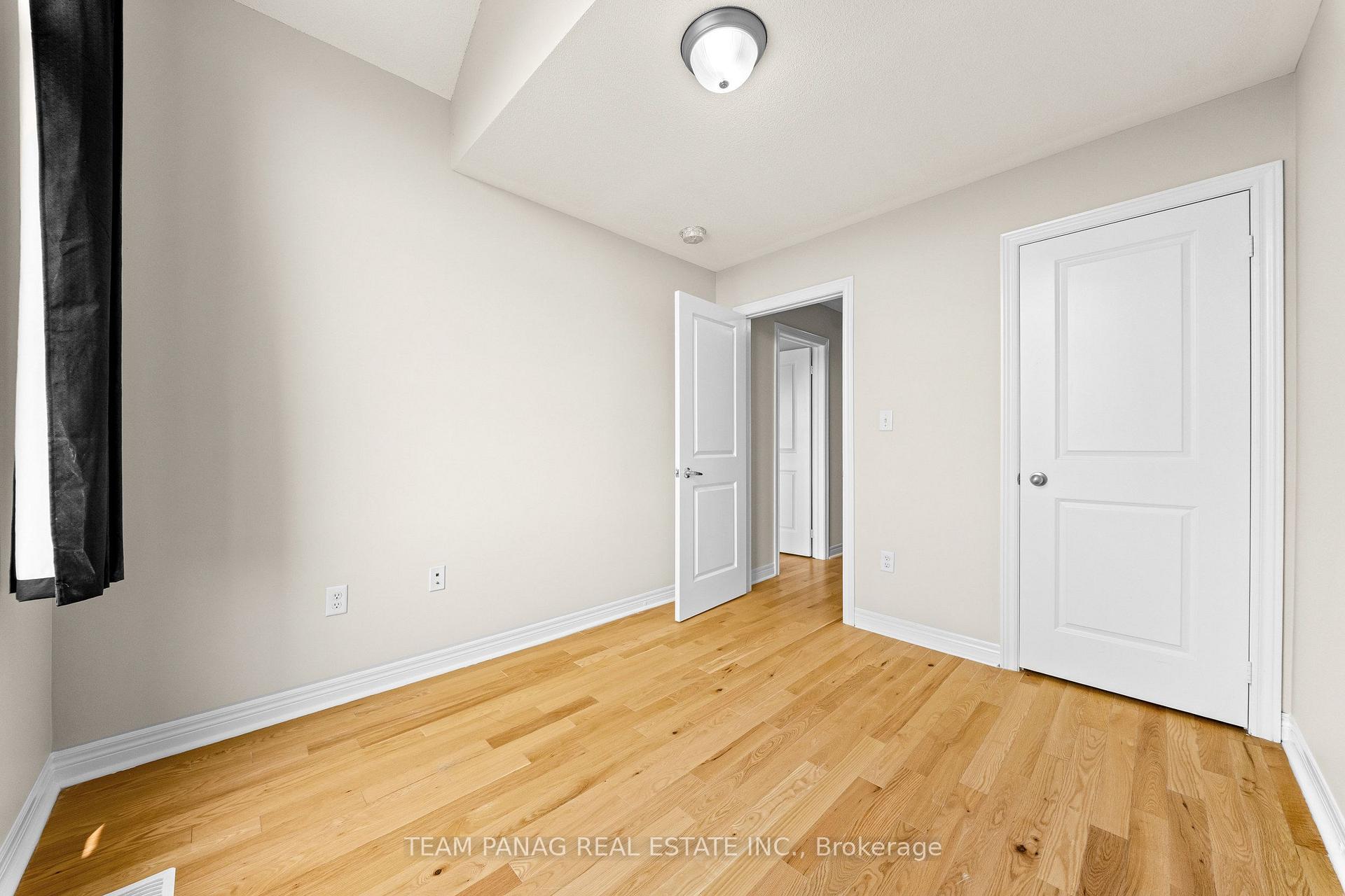 Photo 27 of 79 Finegan Circle, Brampton, Northwest Brampton — HOMEH