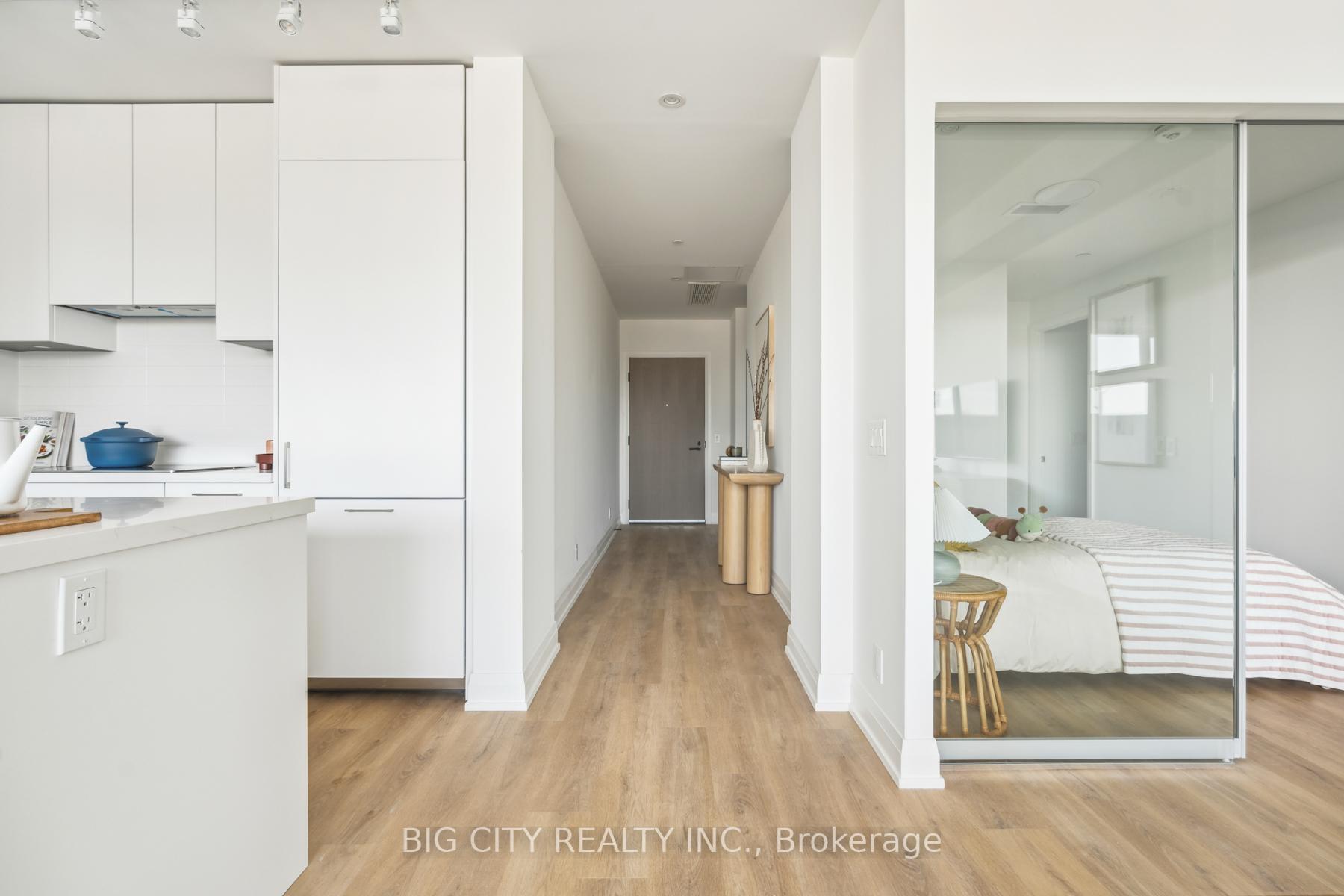 Photo 6 of Unit 214, 36 Brentcliffe Road, Toronto, Thorncliffe Park — HOMEH
