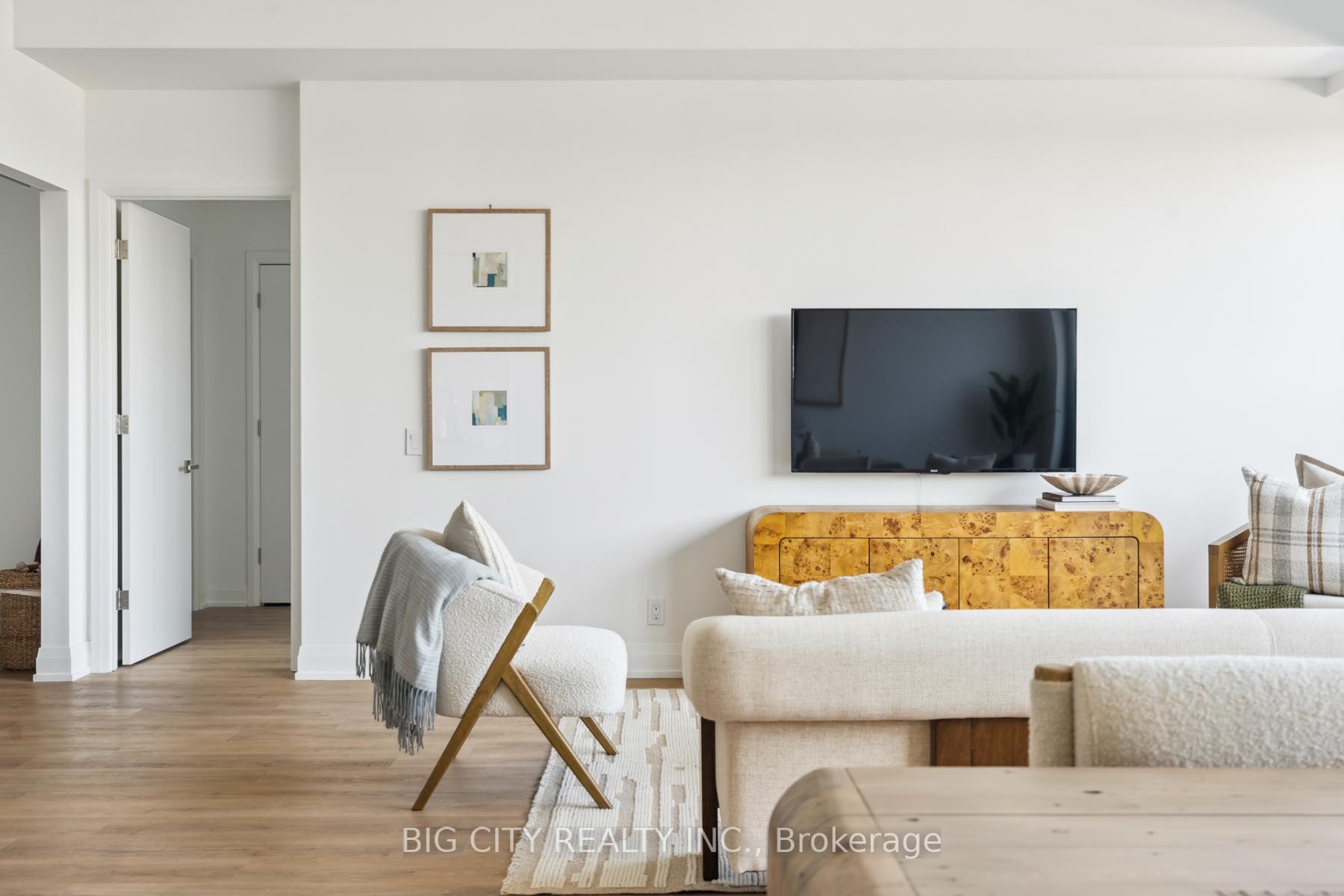 Photo 13 of Unit 214, 36 Brentcliffe Road, Toronto, Thorncliffe Park — HOMEH