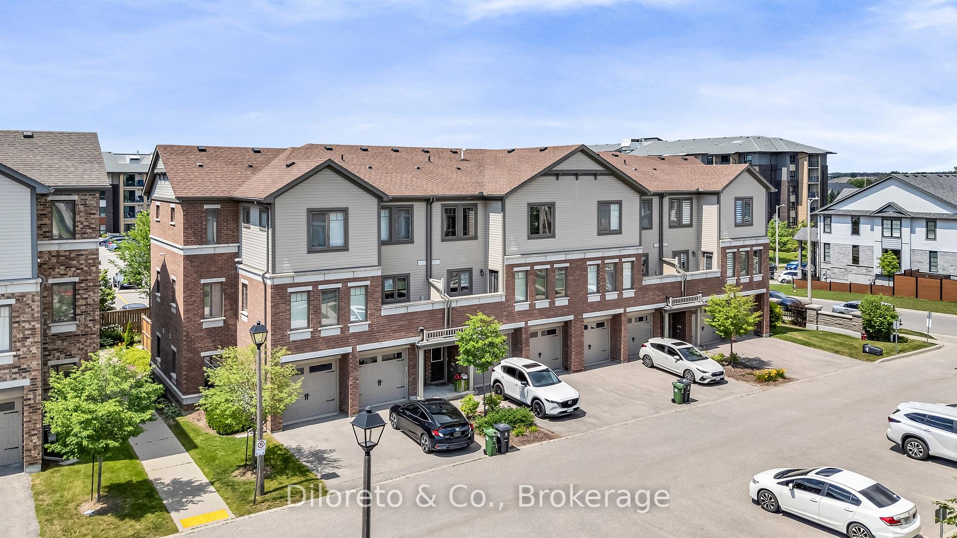Front of Unit 31, 39 Kay Crescent